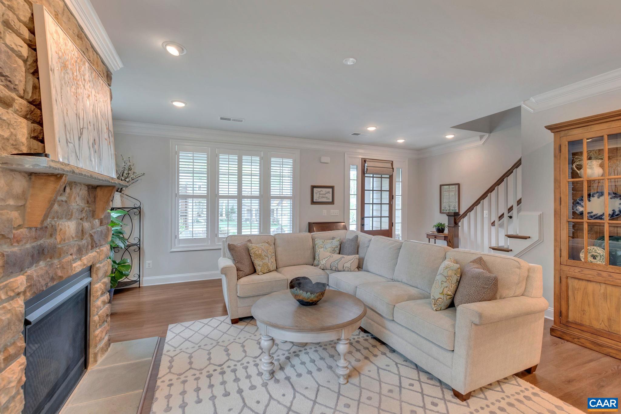 1417 FARROW HILL CT