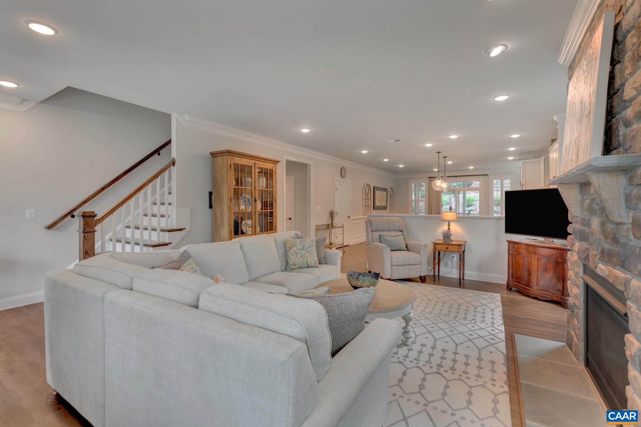 1417 FARROW HILL CT