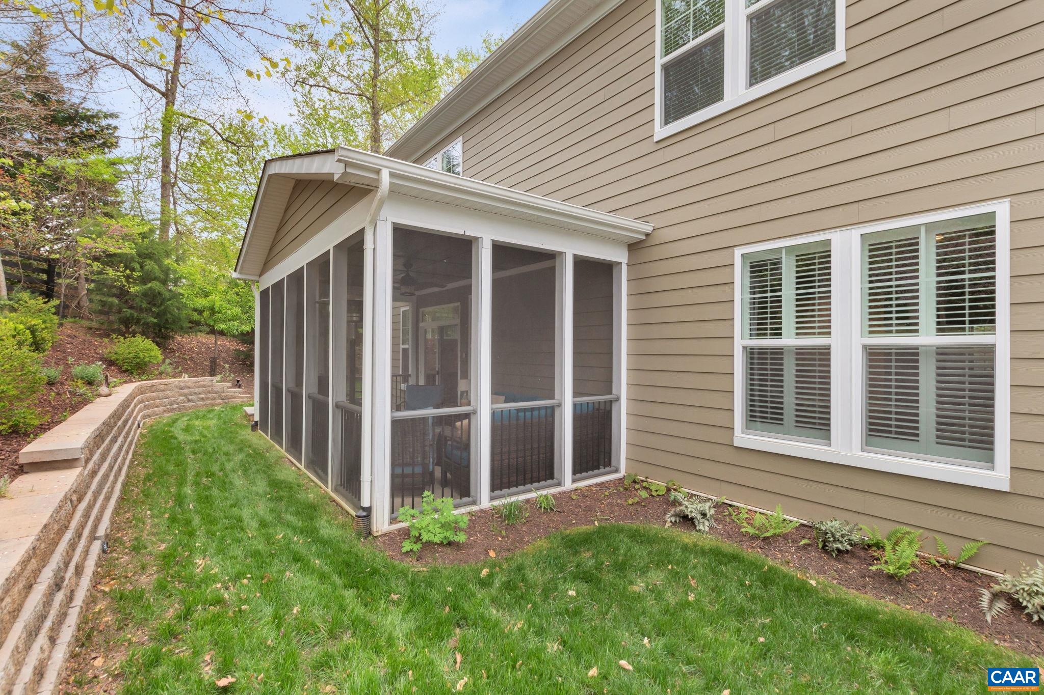 1417 FARROW HILL CT