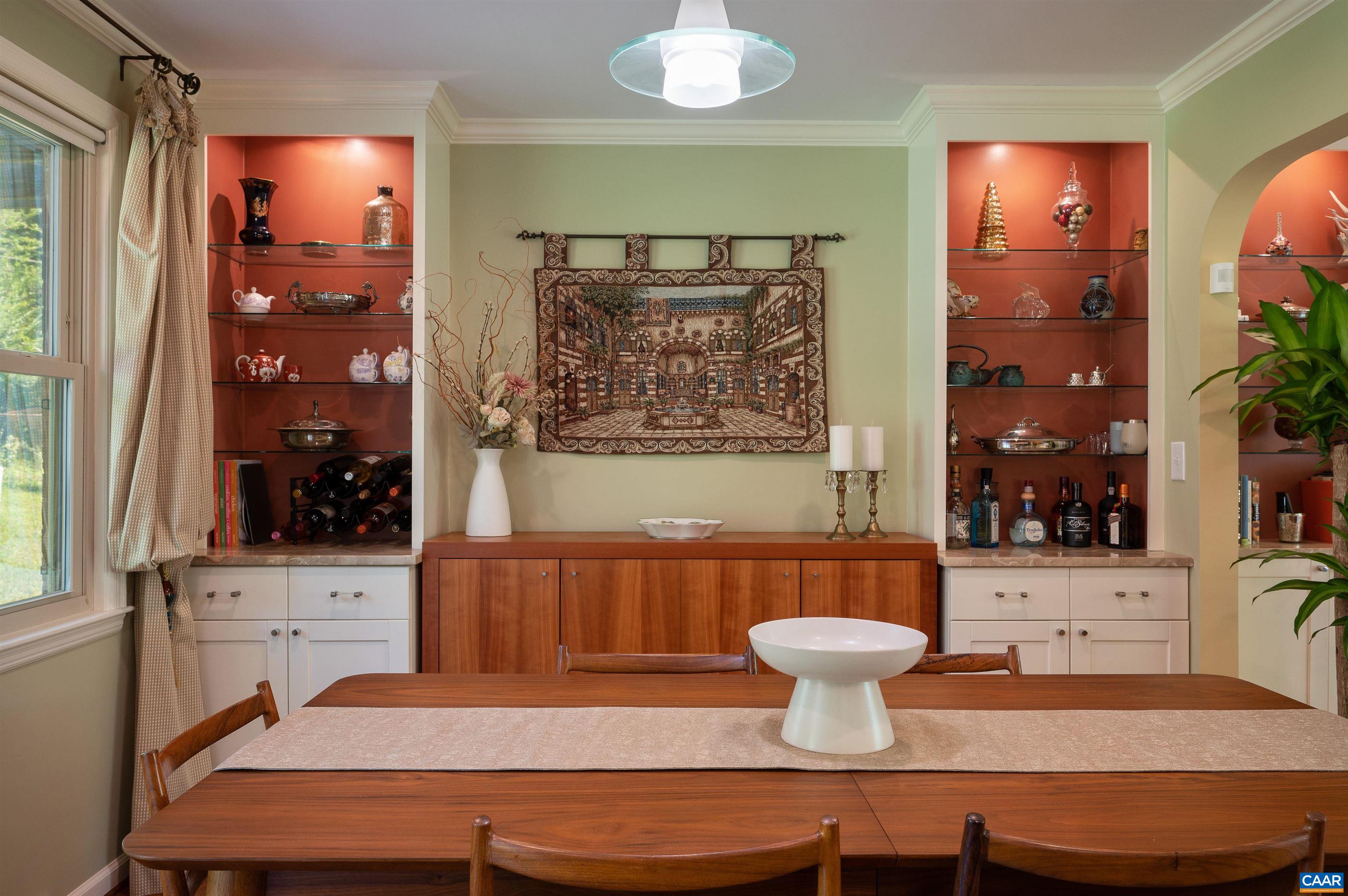 2333 GLENN CT