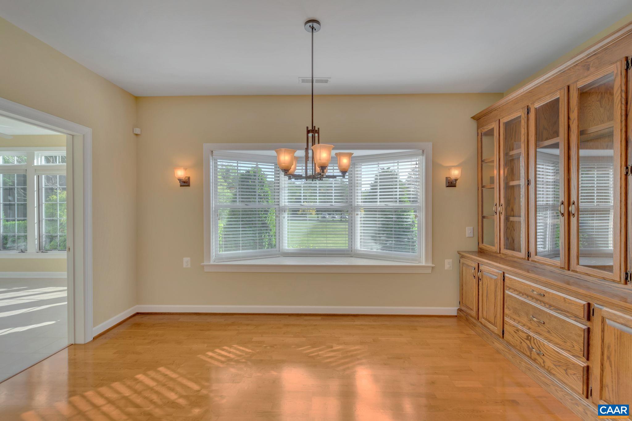 30 MULLIGAN LN