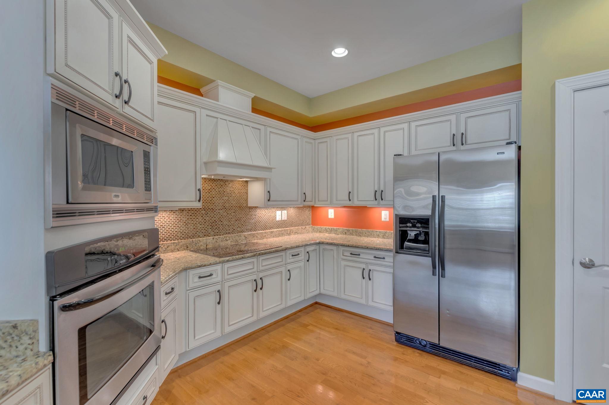 30 MULLIGAN LN