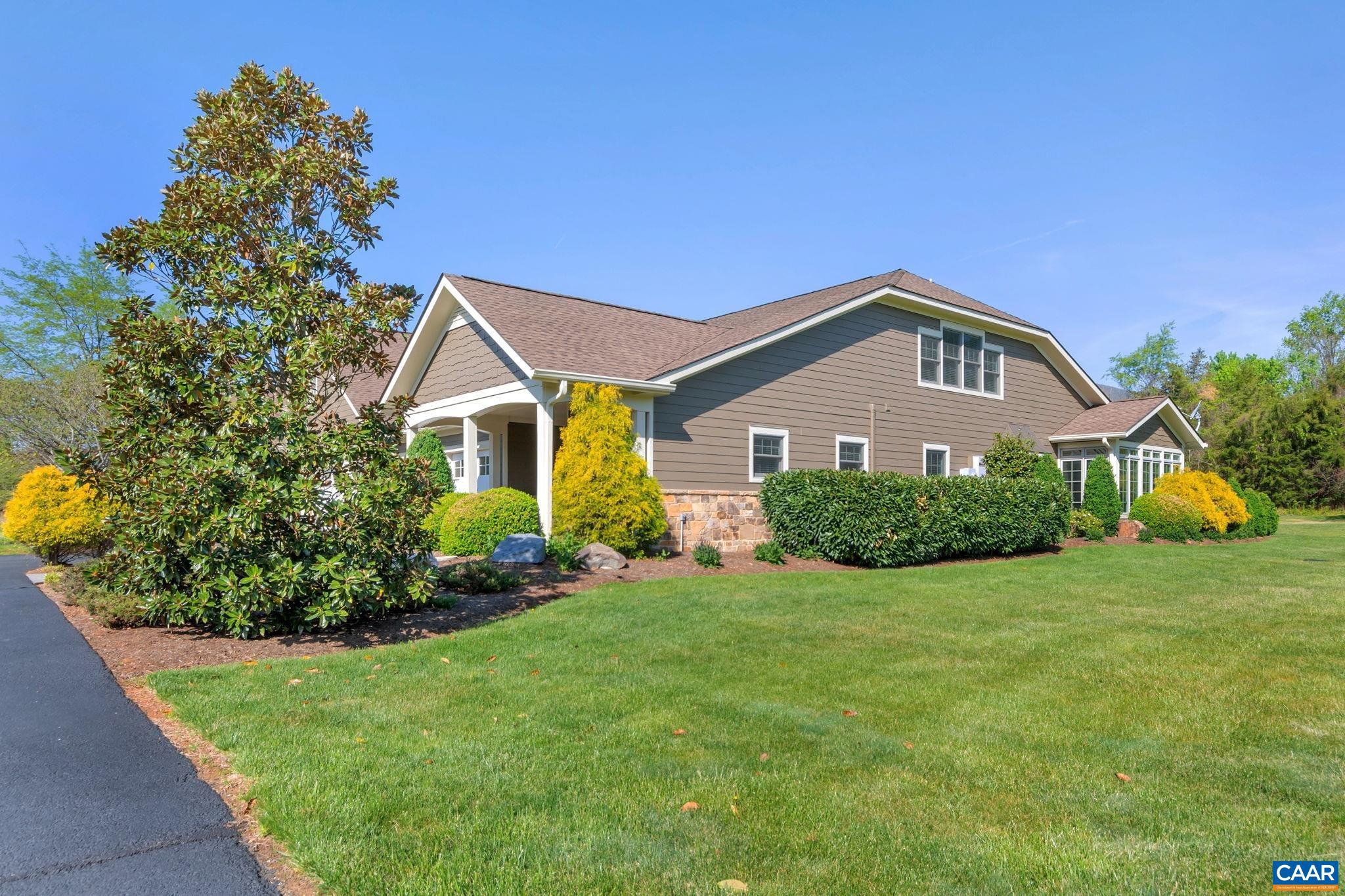 30 MULLIGAN LN