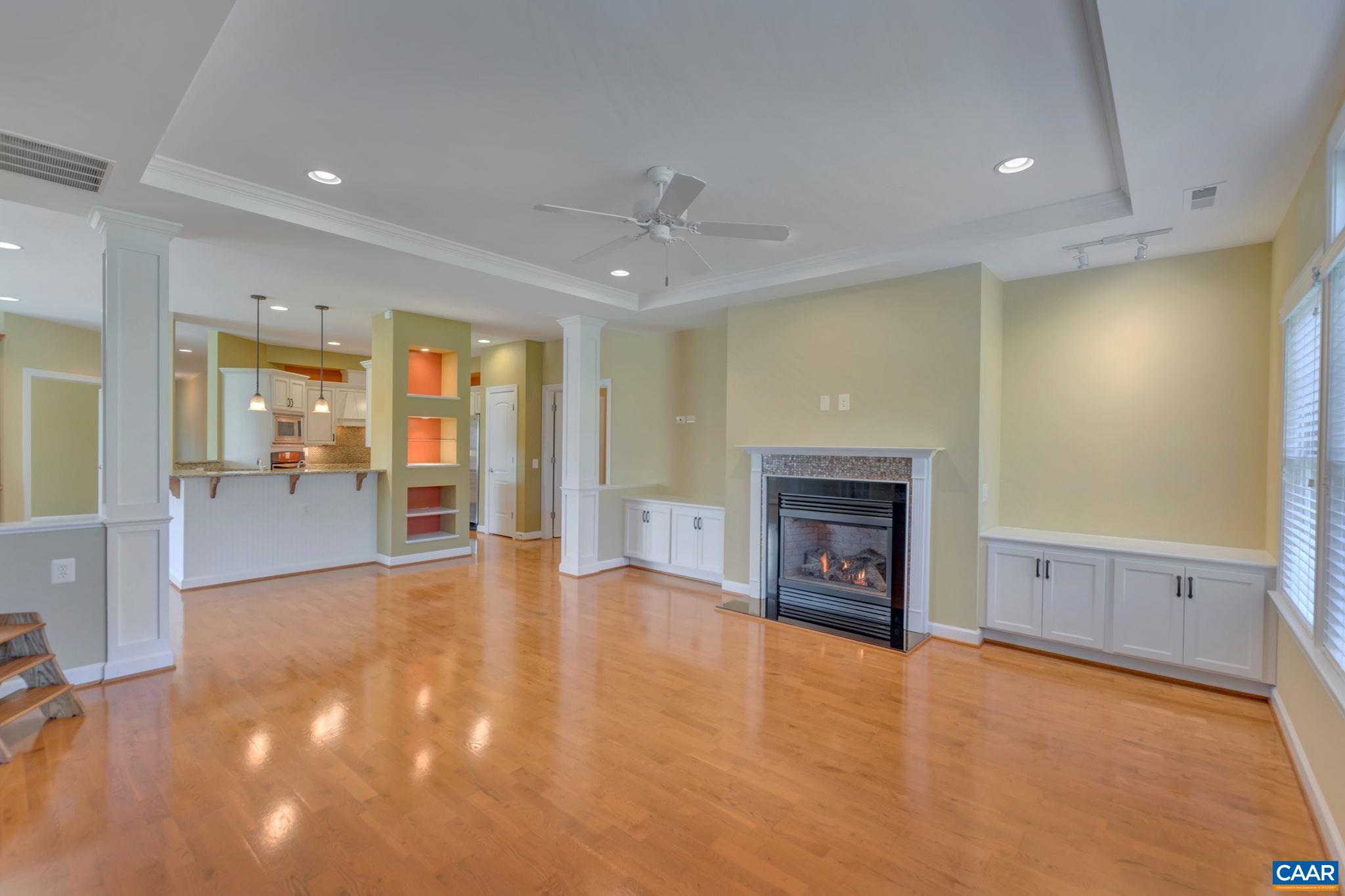 30 MULLIGAN LN
