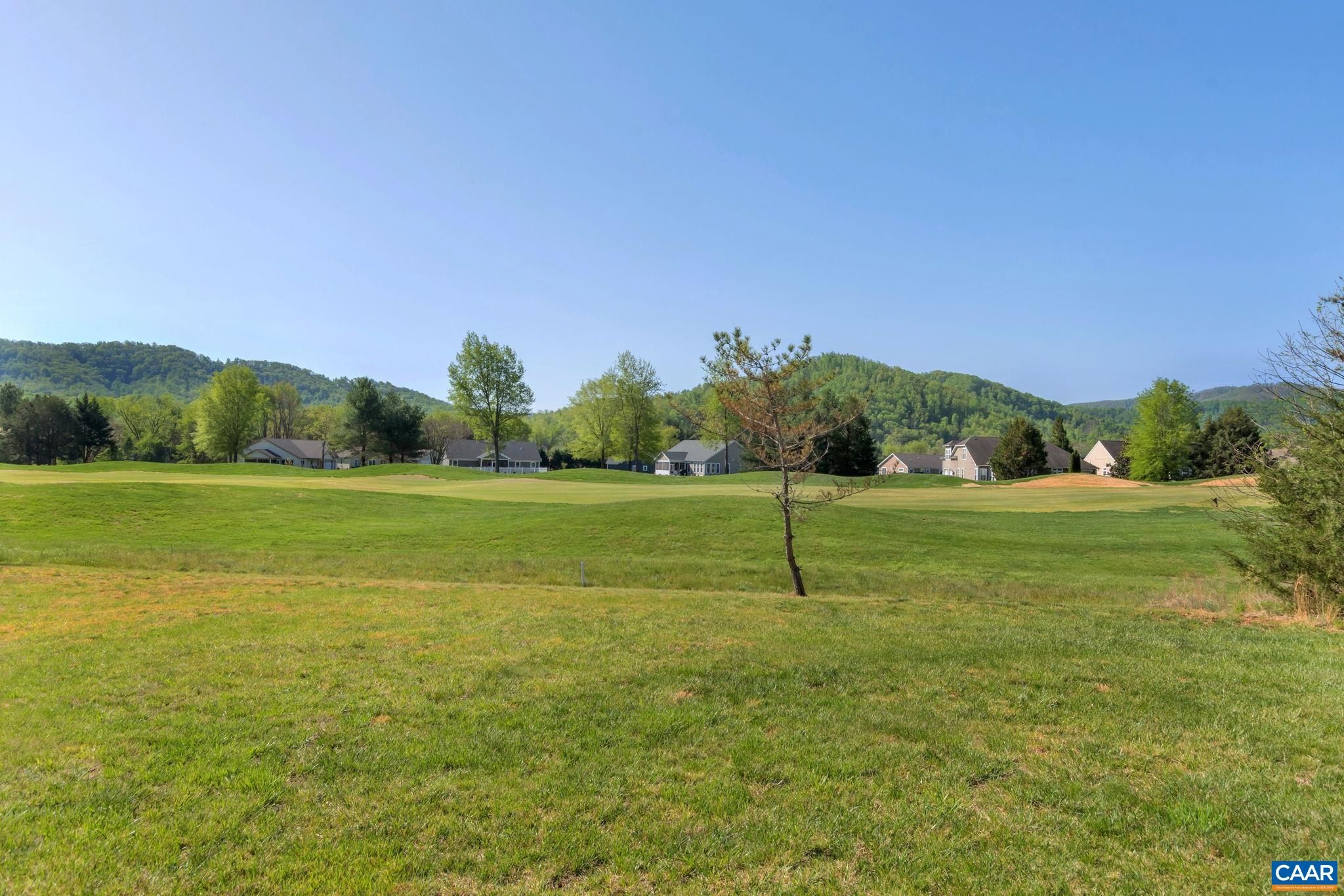 30 MULLIGAN LN