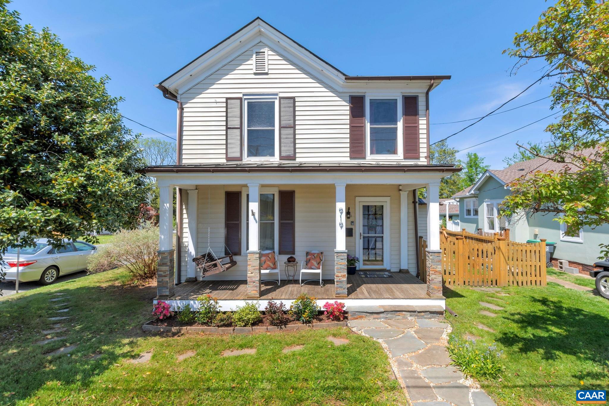 919 AVON ST