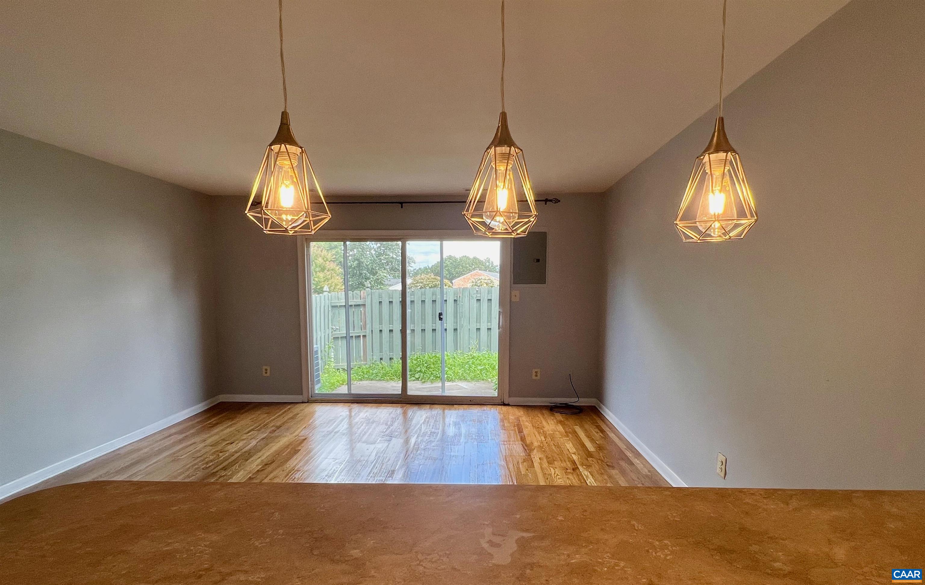 210 SAPONI LN Unit: 11