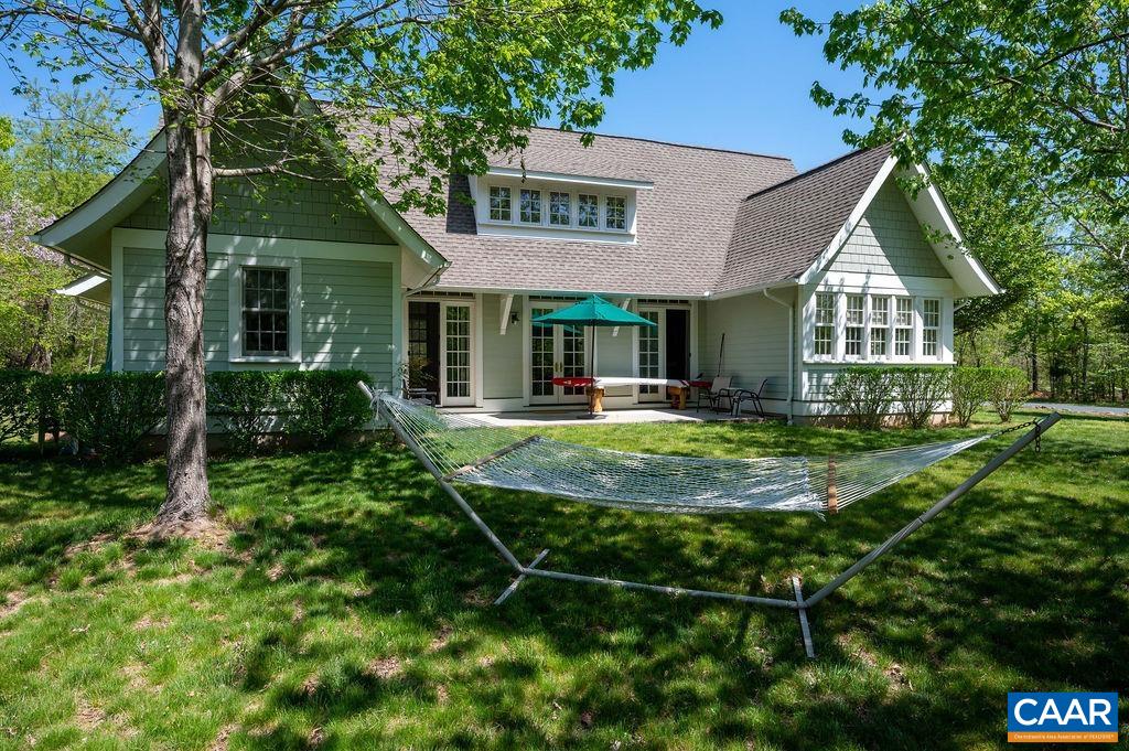 30 CEDAR MEADOW DR