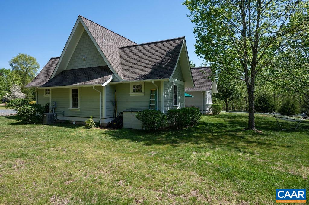 30 CEDAR MEADOW DR