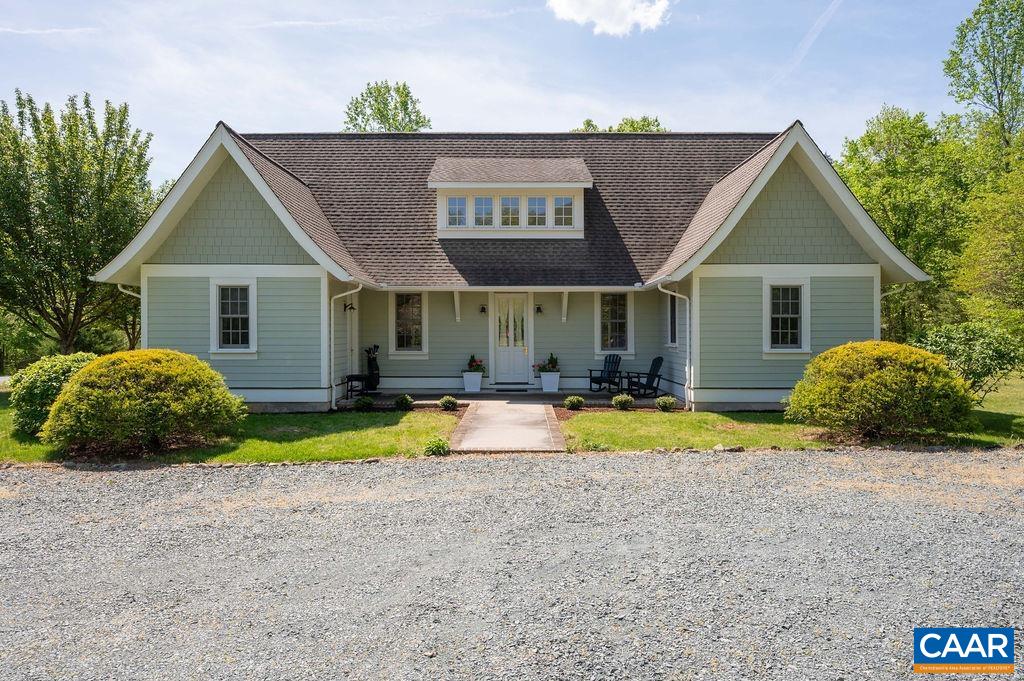 30 CEDAR MEADOW DR