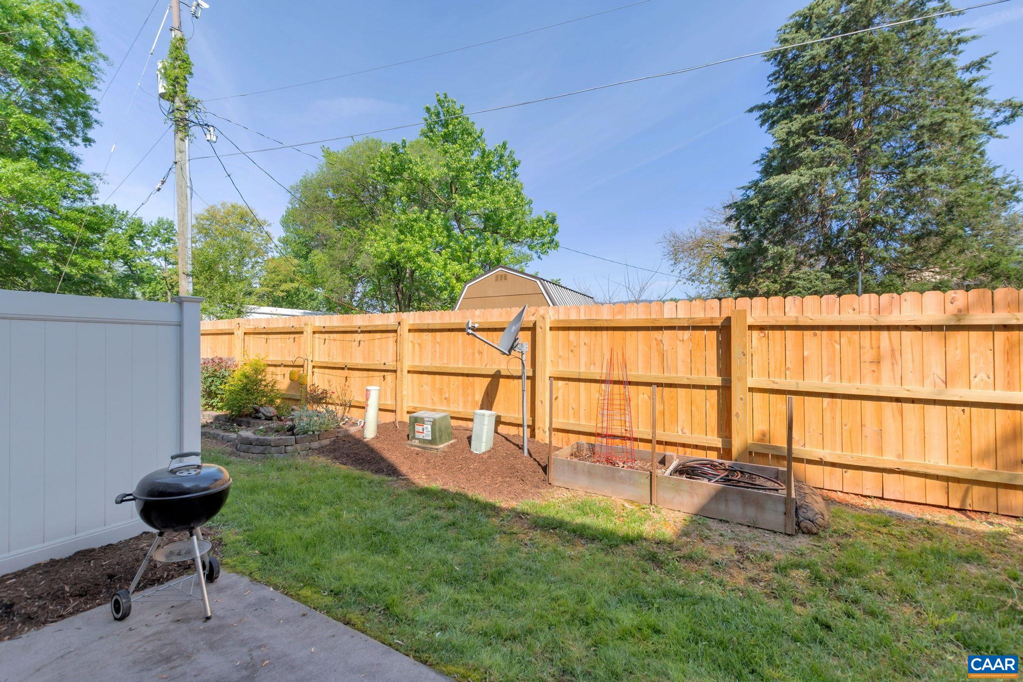 374 JOLIET CT