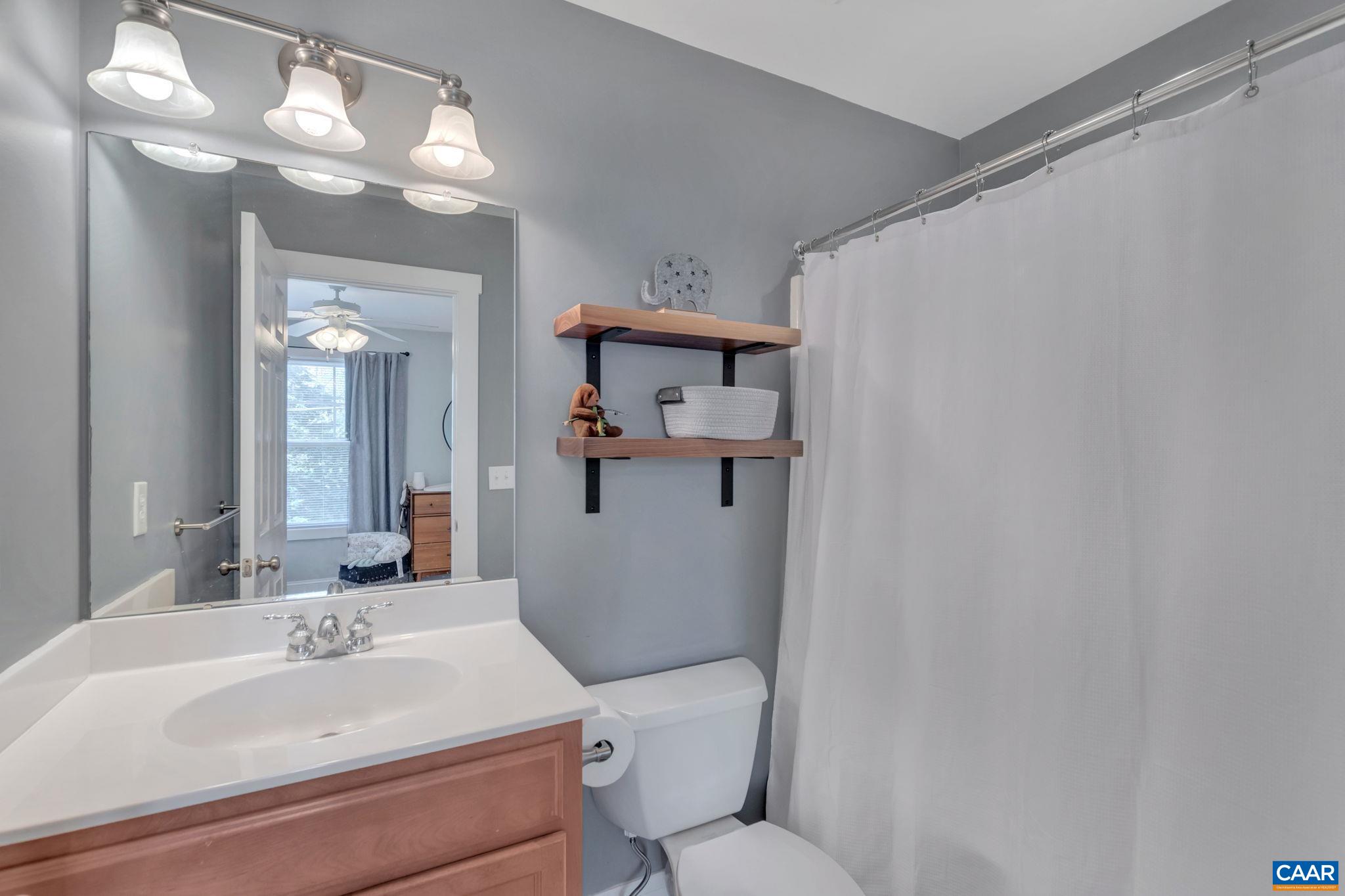 374 JOLIET CT