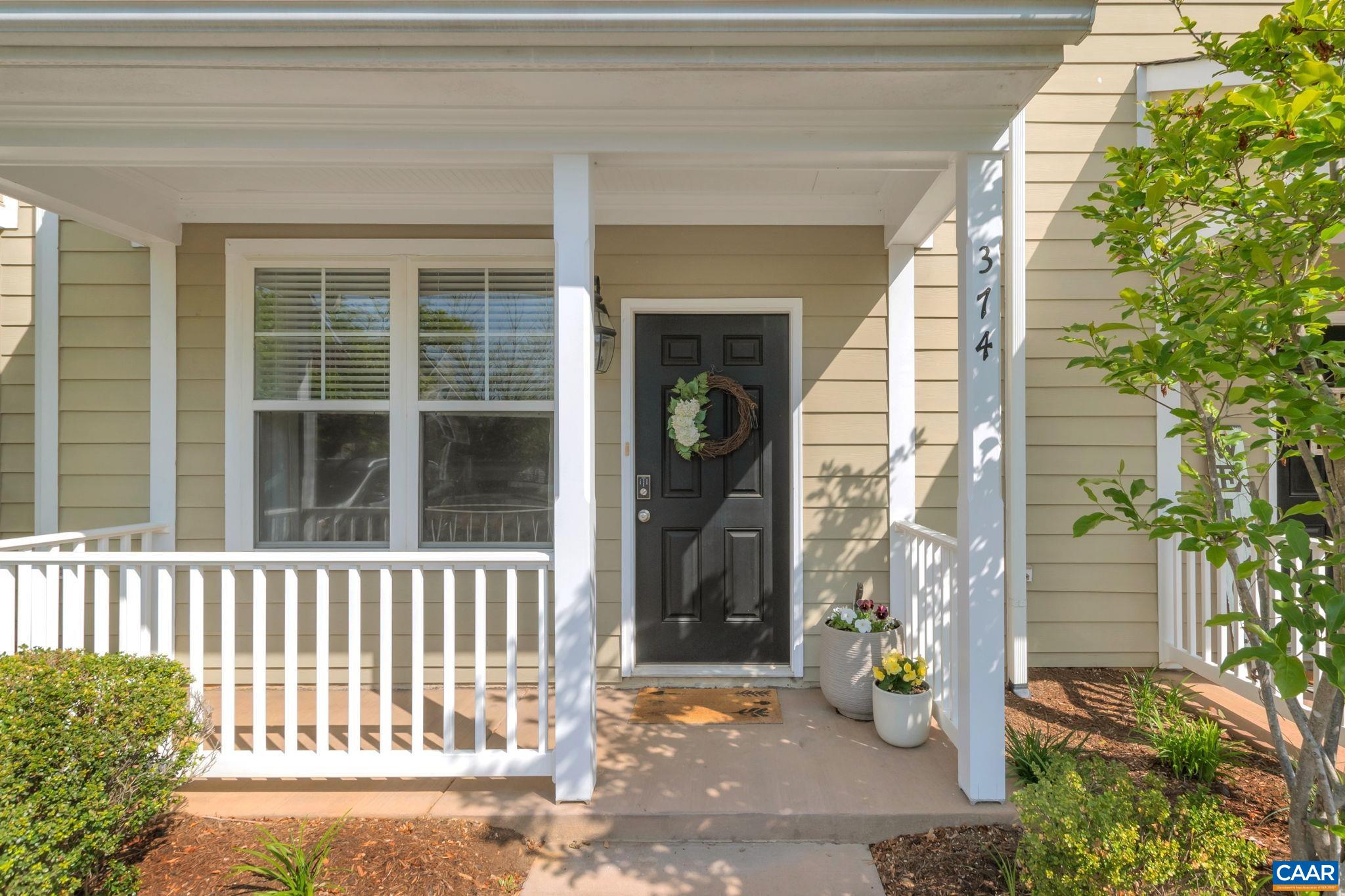 374 JOLIET CT