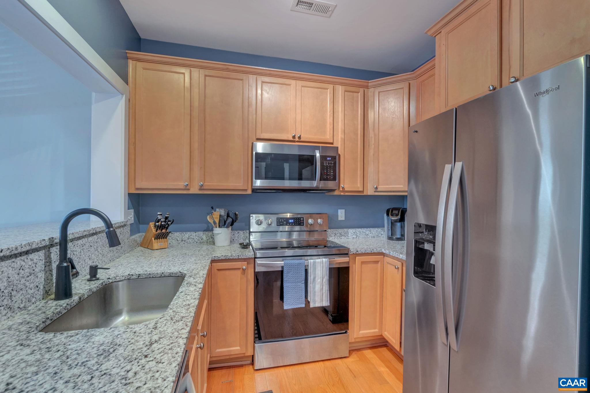 374 JOLIET CT