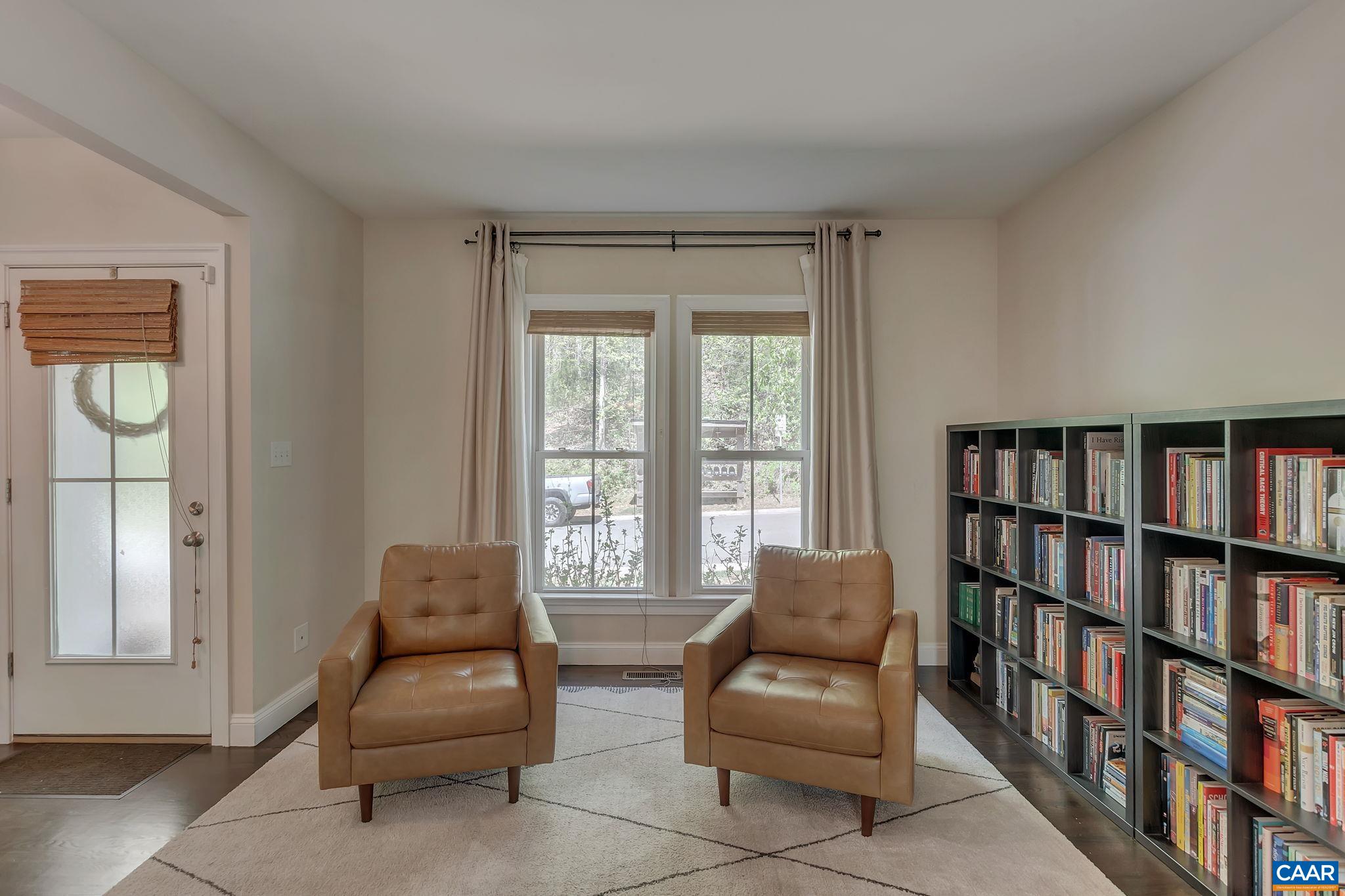 124 MORGAN CT