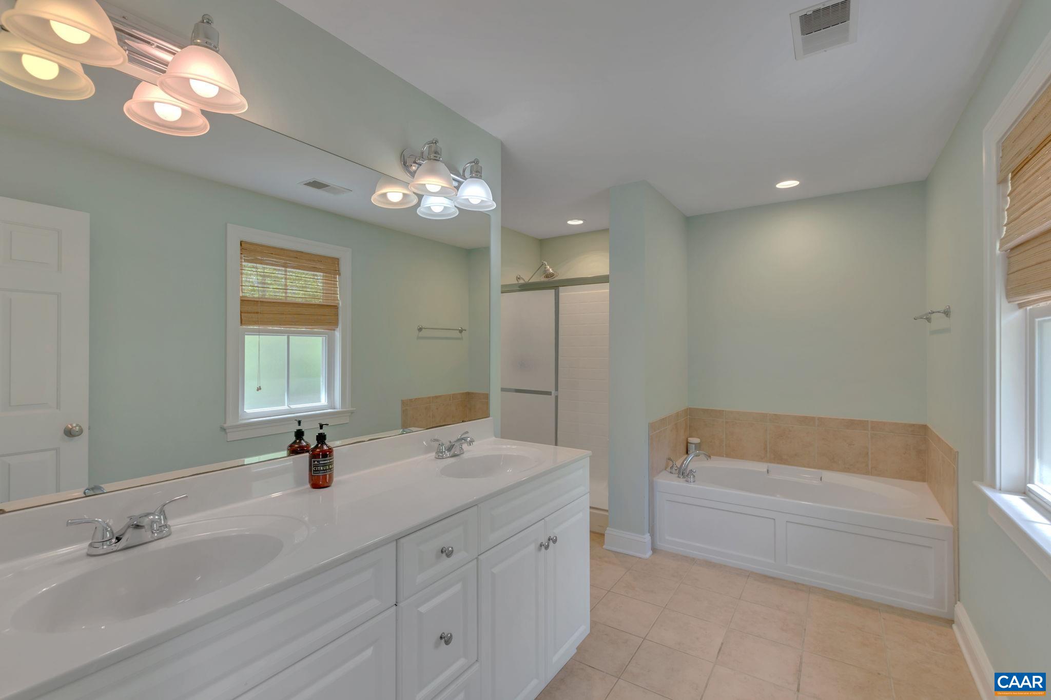 124 MORGAN CT