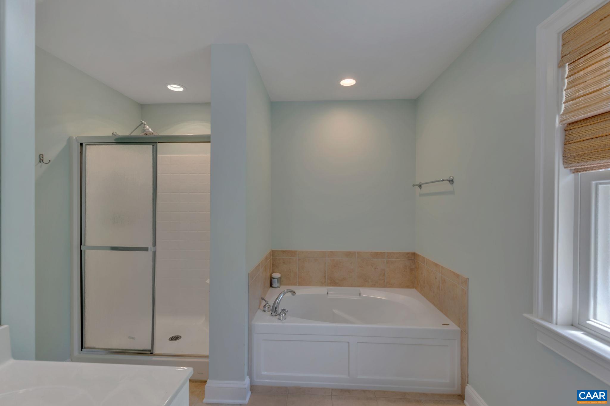124 MORGAN CT
