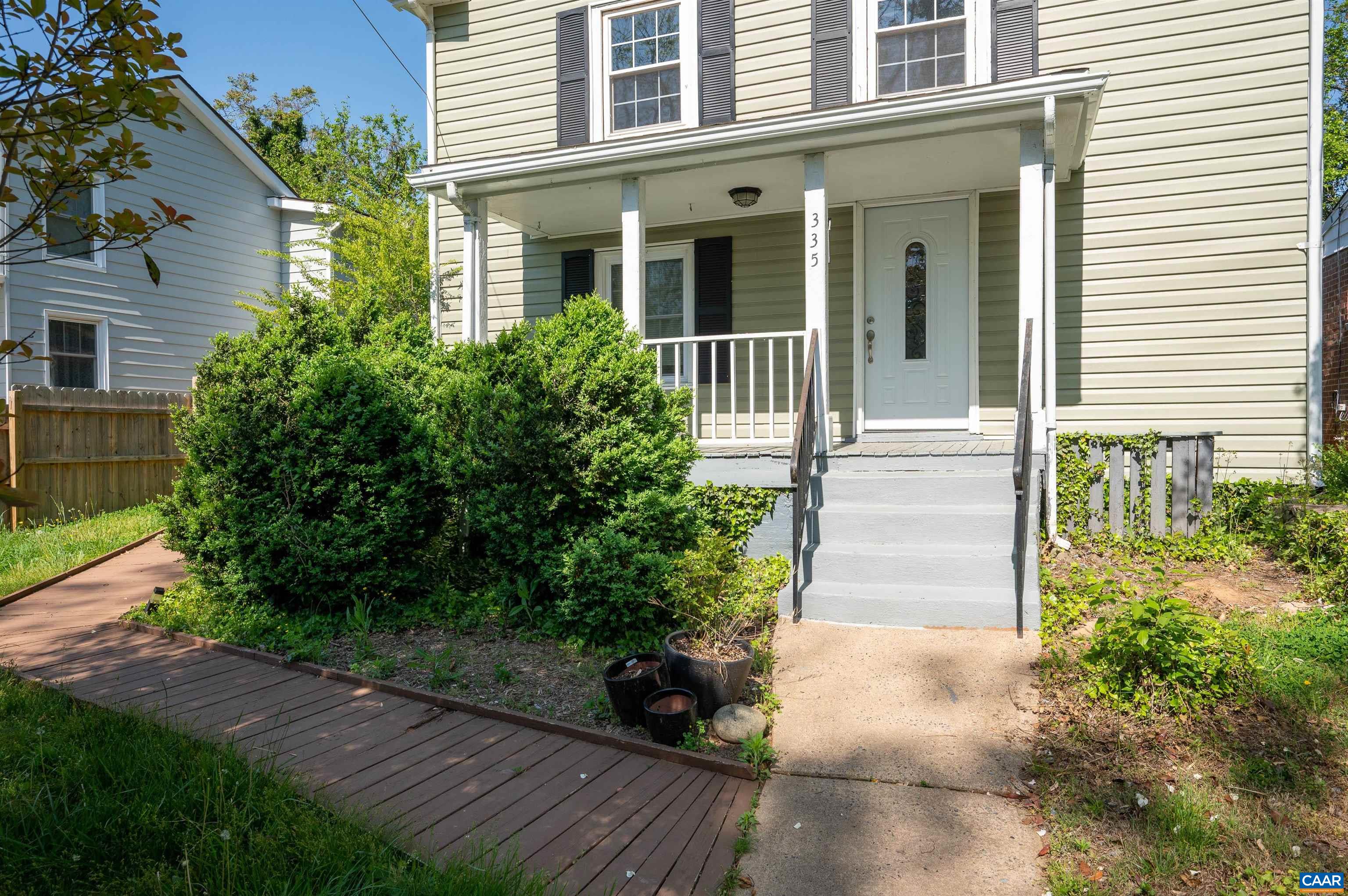 335 SW 6TH ST