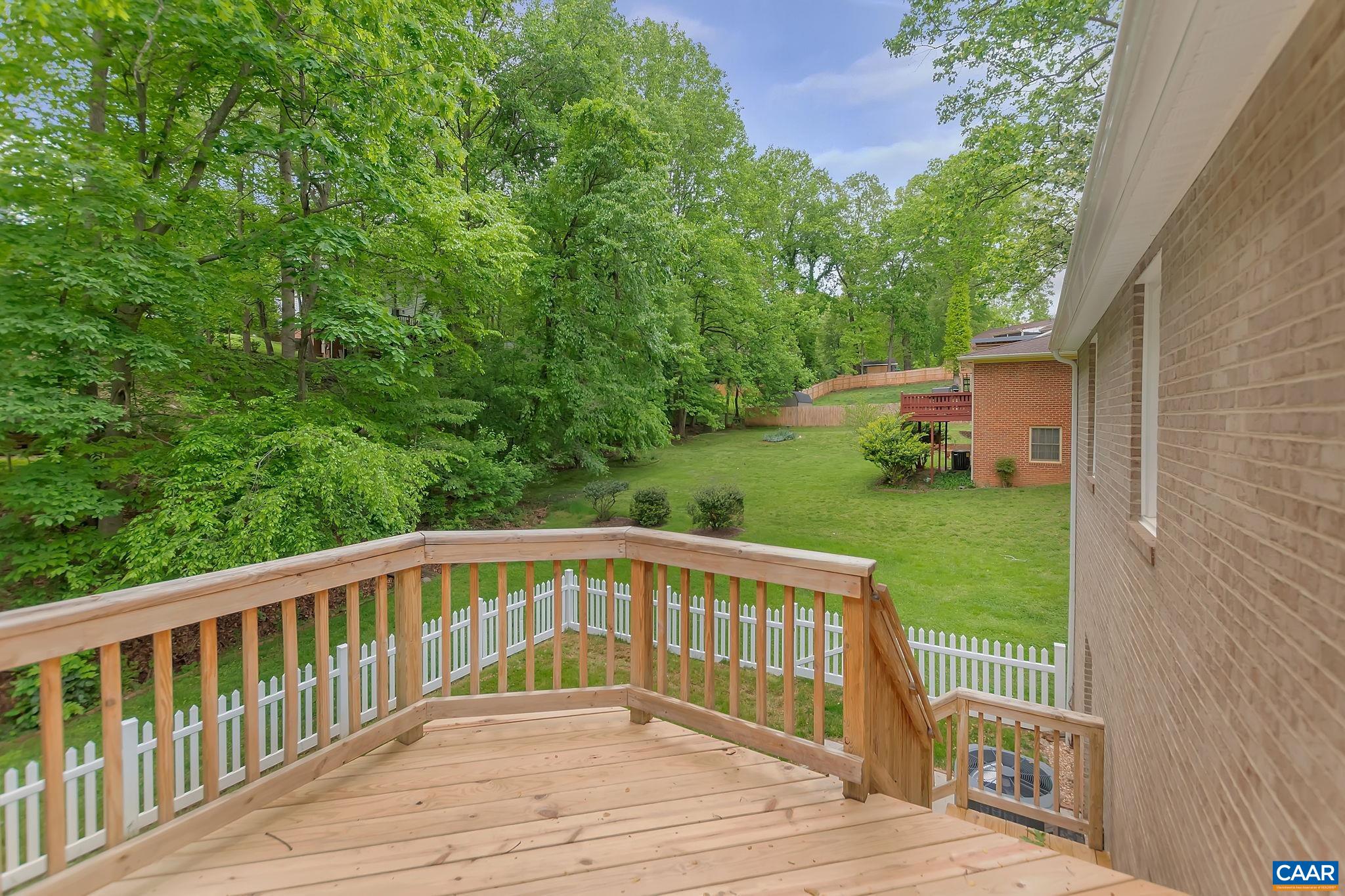 507 WESTMORELAND CT