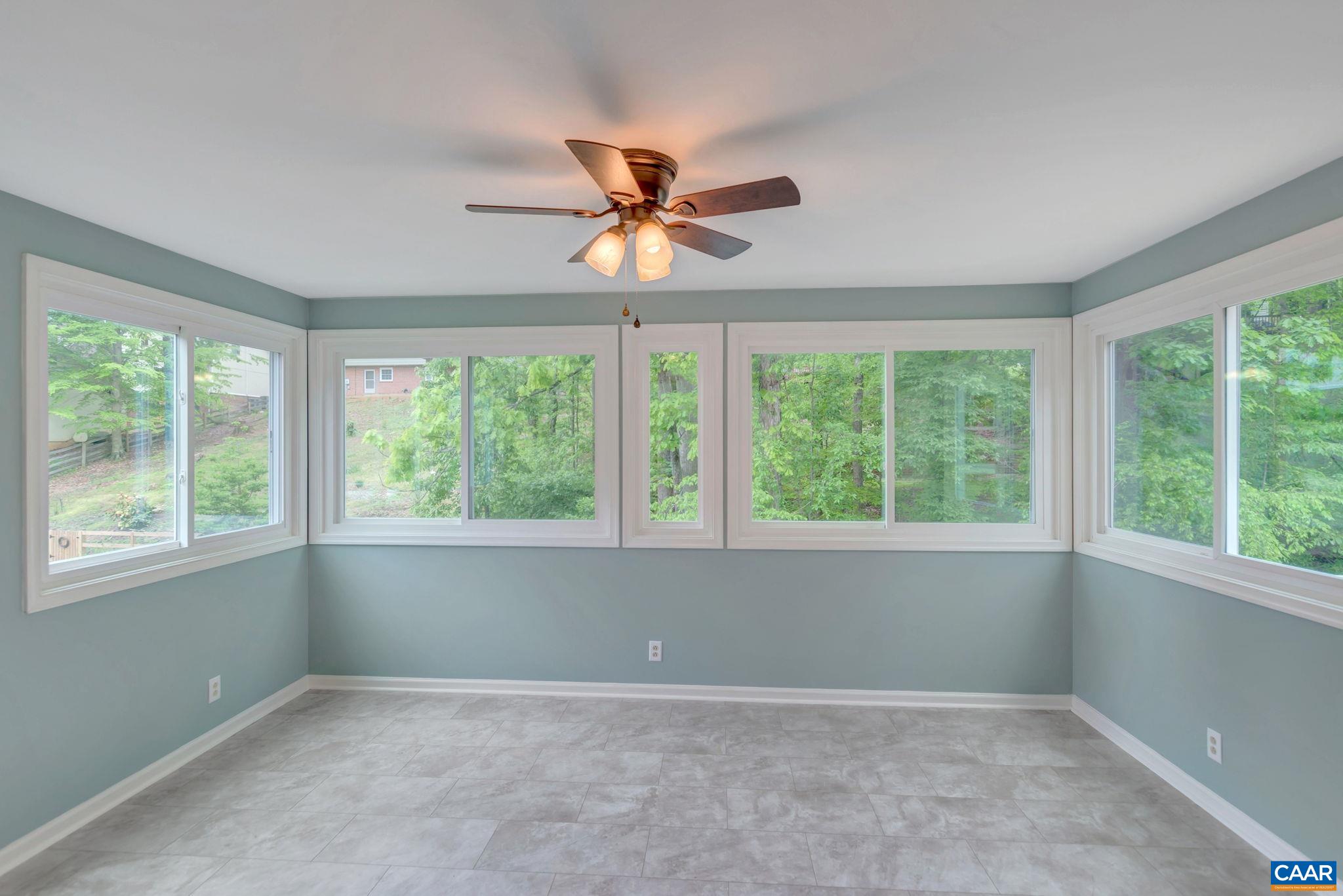 507 WESTMORELAND CT