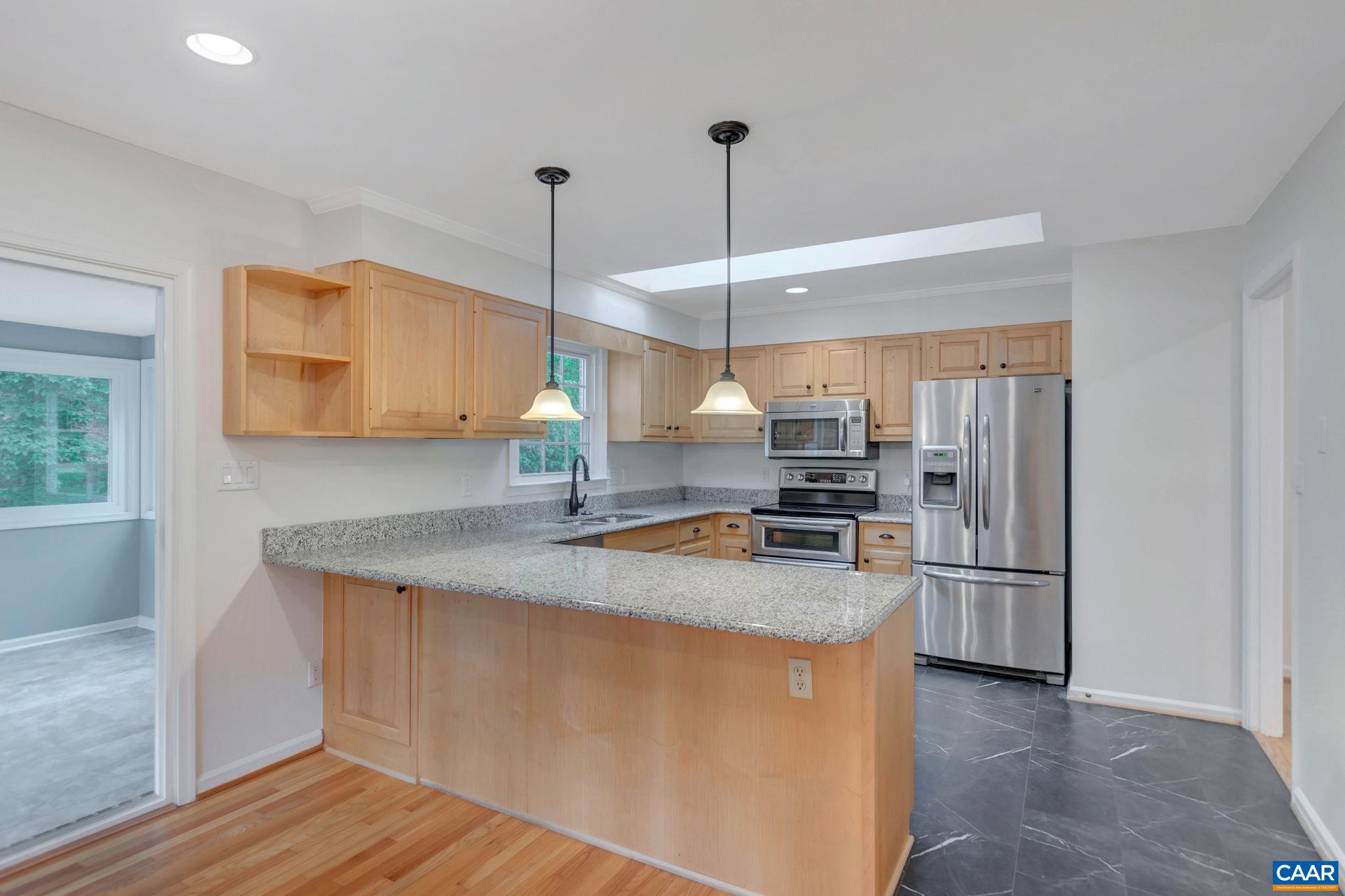 507 WESTMORELAND CT