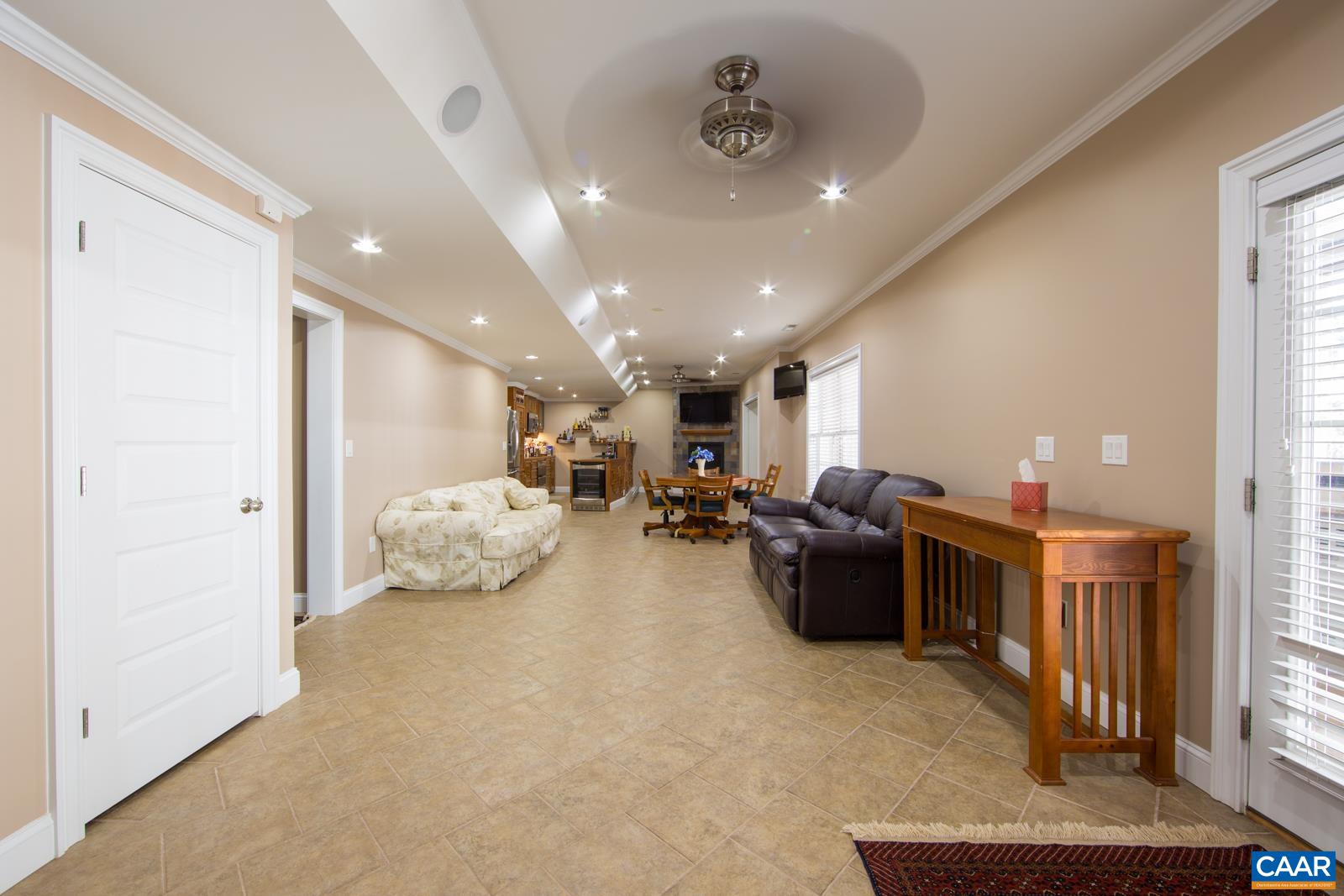 766 HANCOCK DR