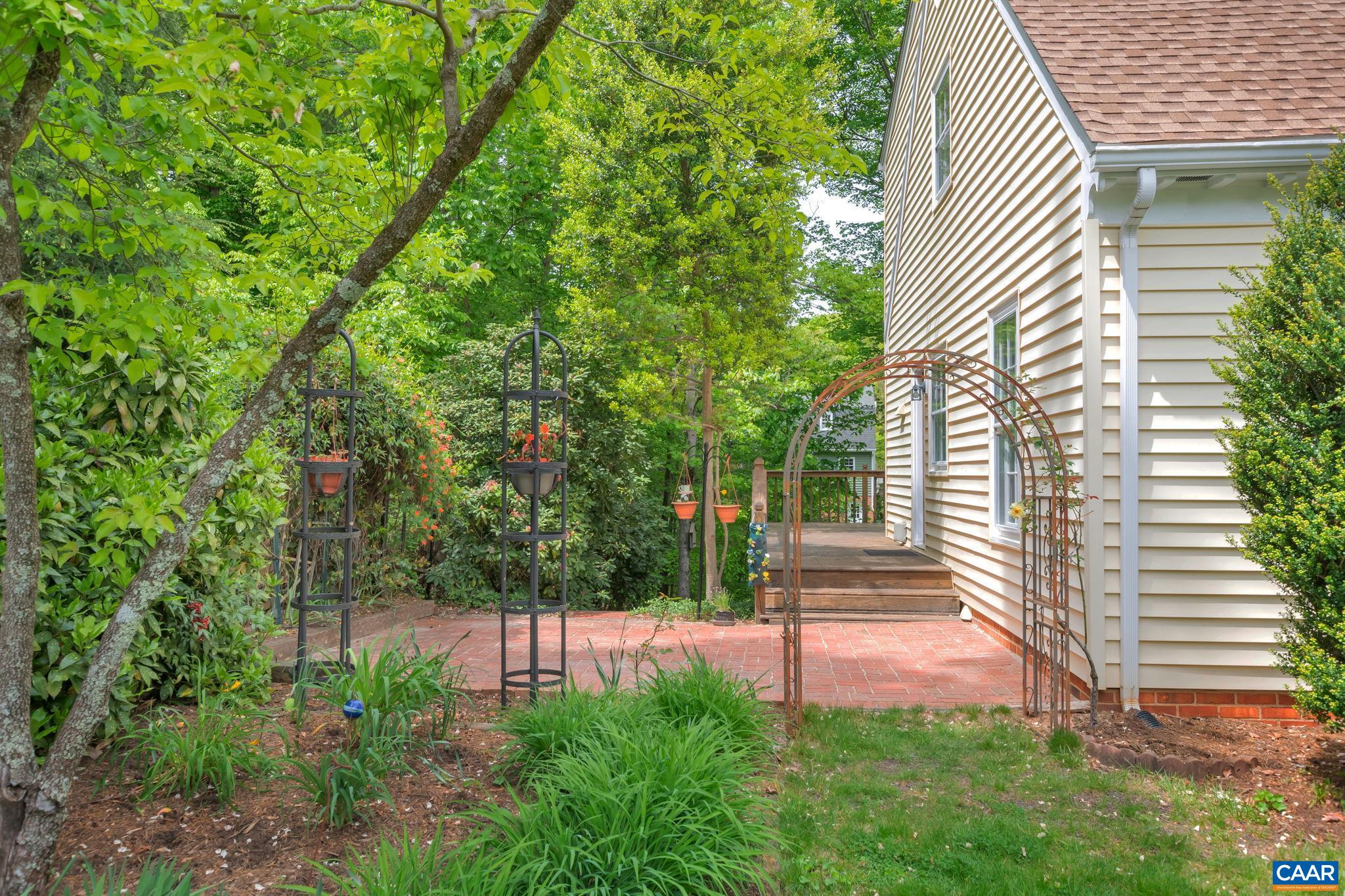309 WESTMINSTER RD