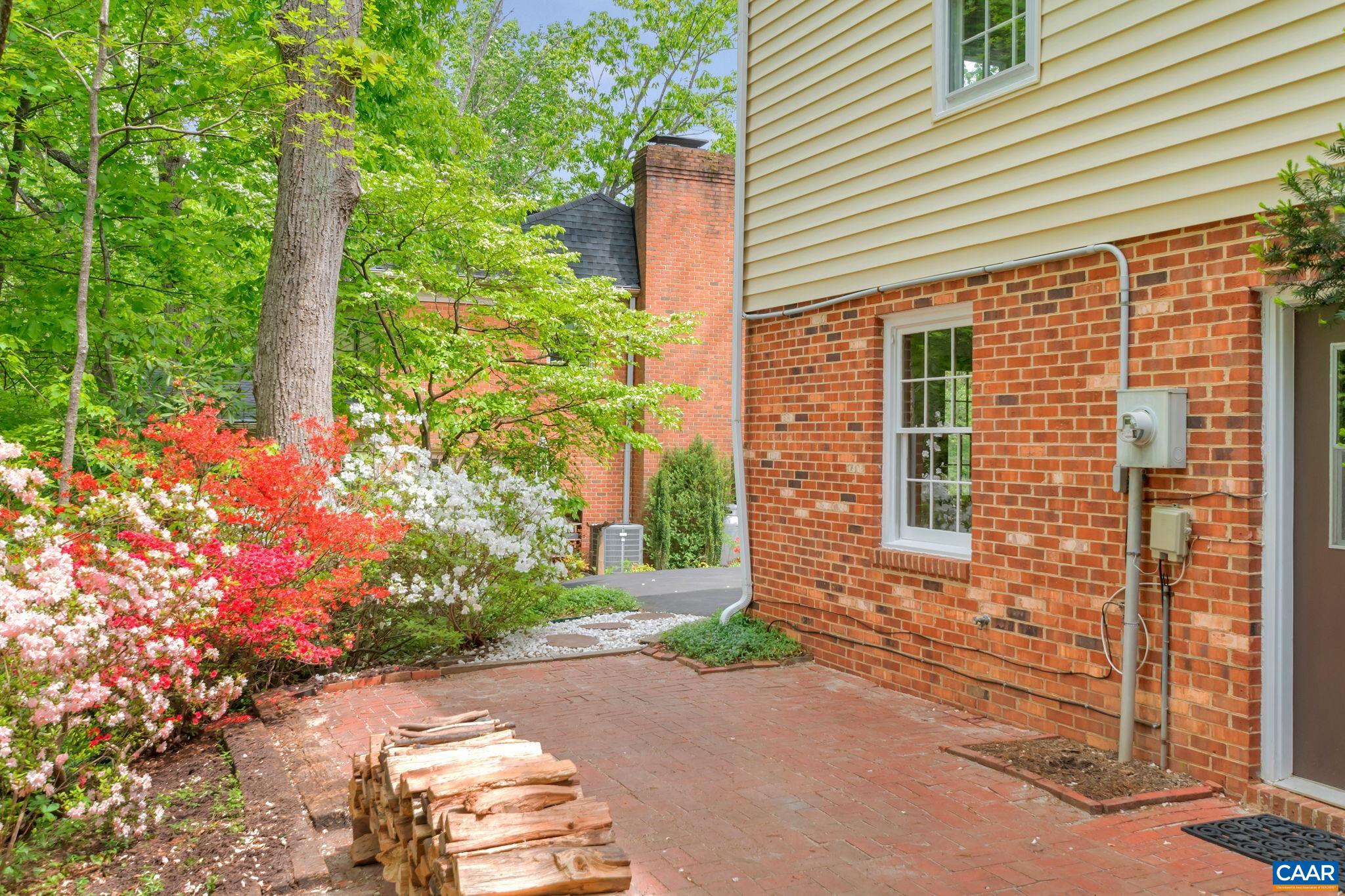 309 WESTMINSTER RD
