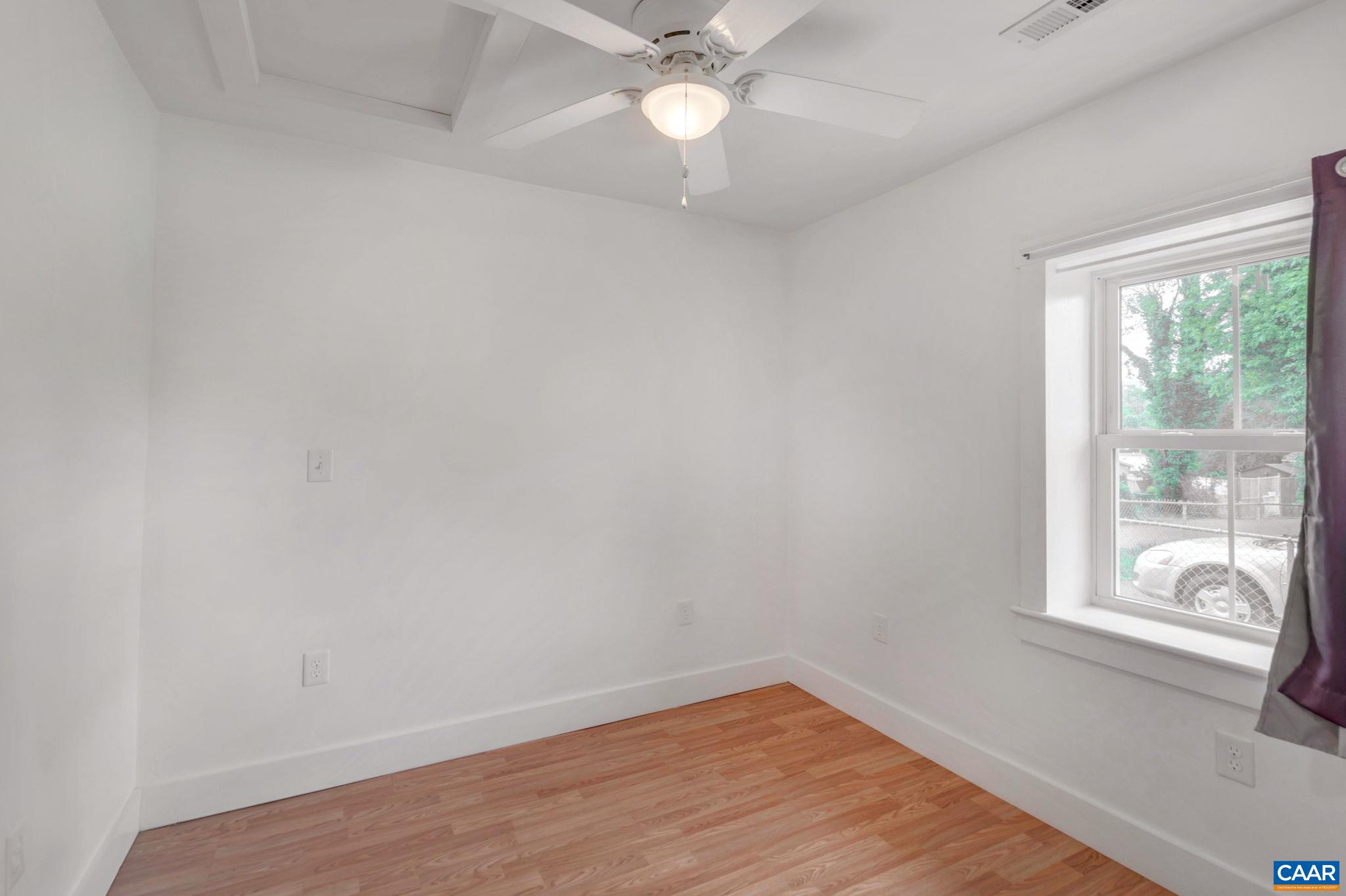 326 NW 10 1/2 ST