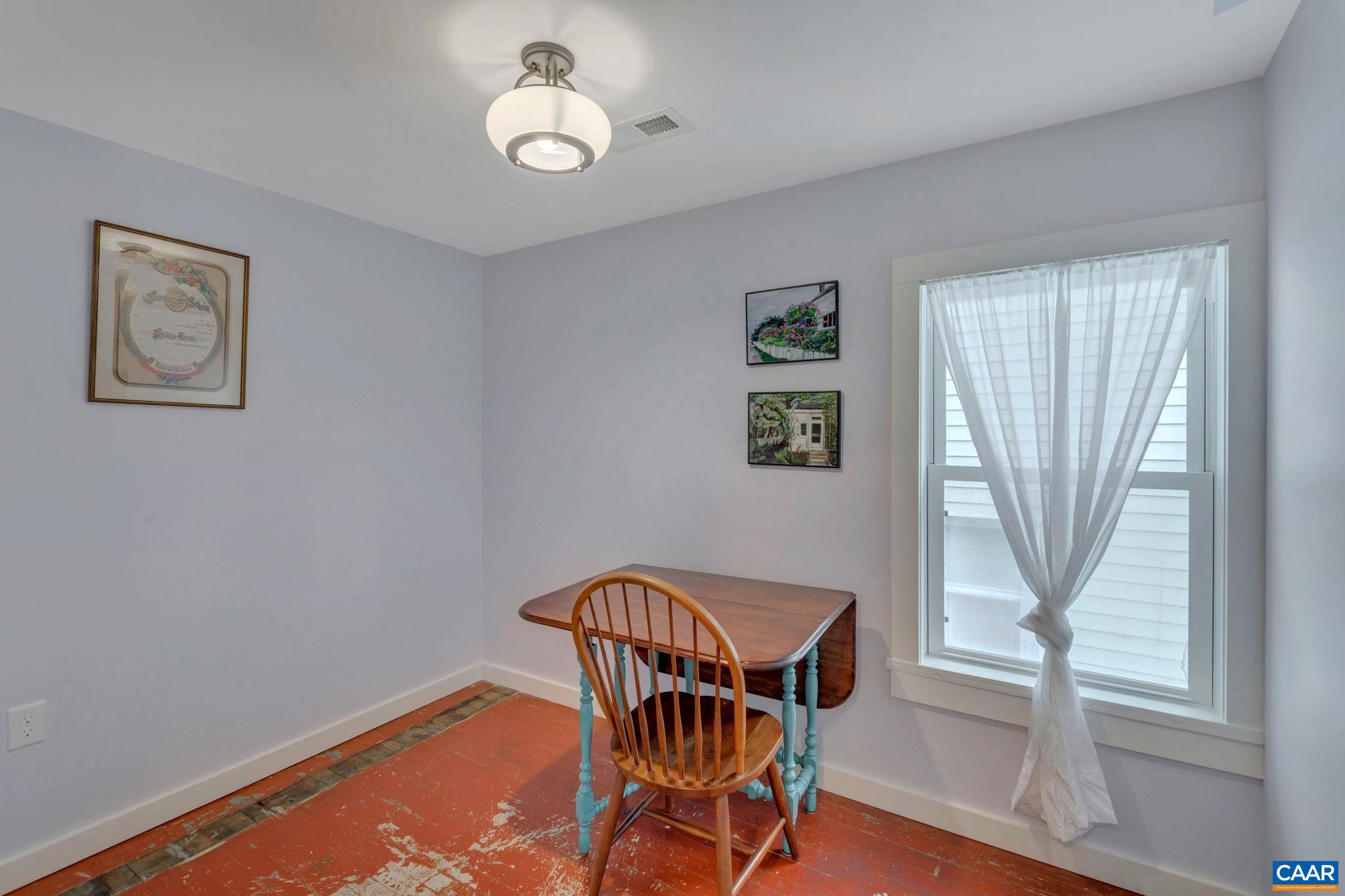 326 NW 10 1/2 ST