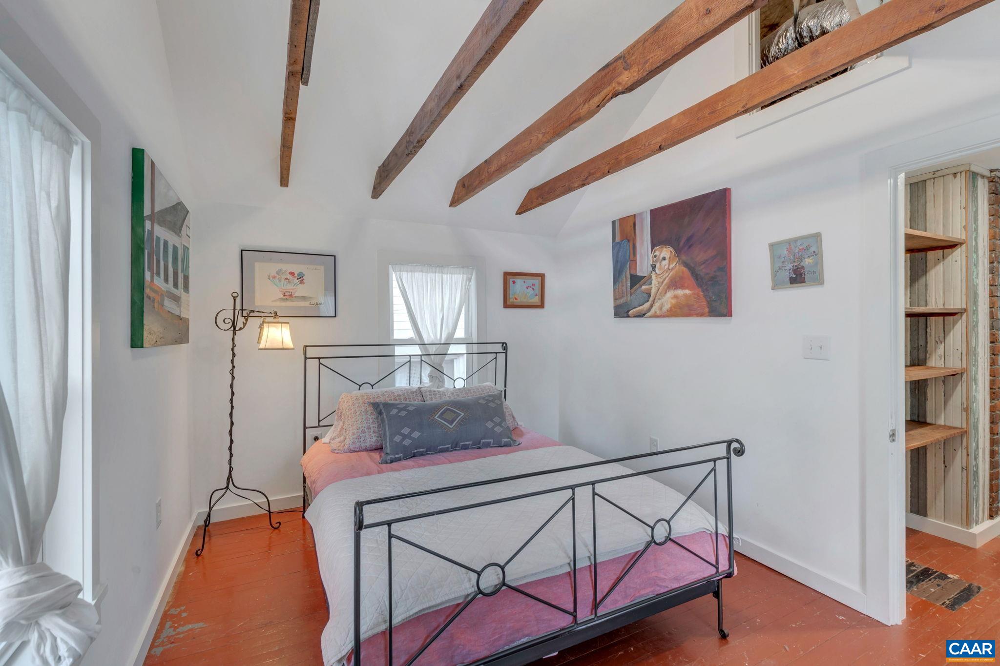 326 NW 10 1/2 ST