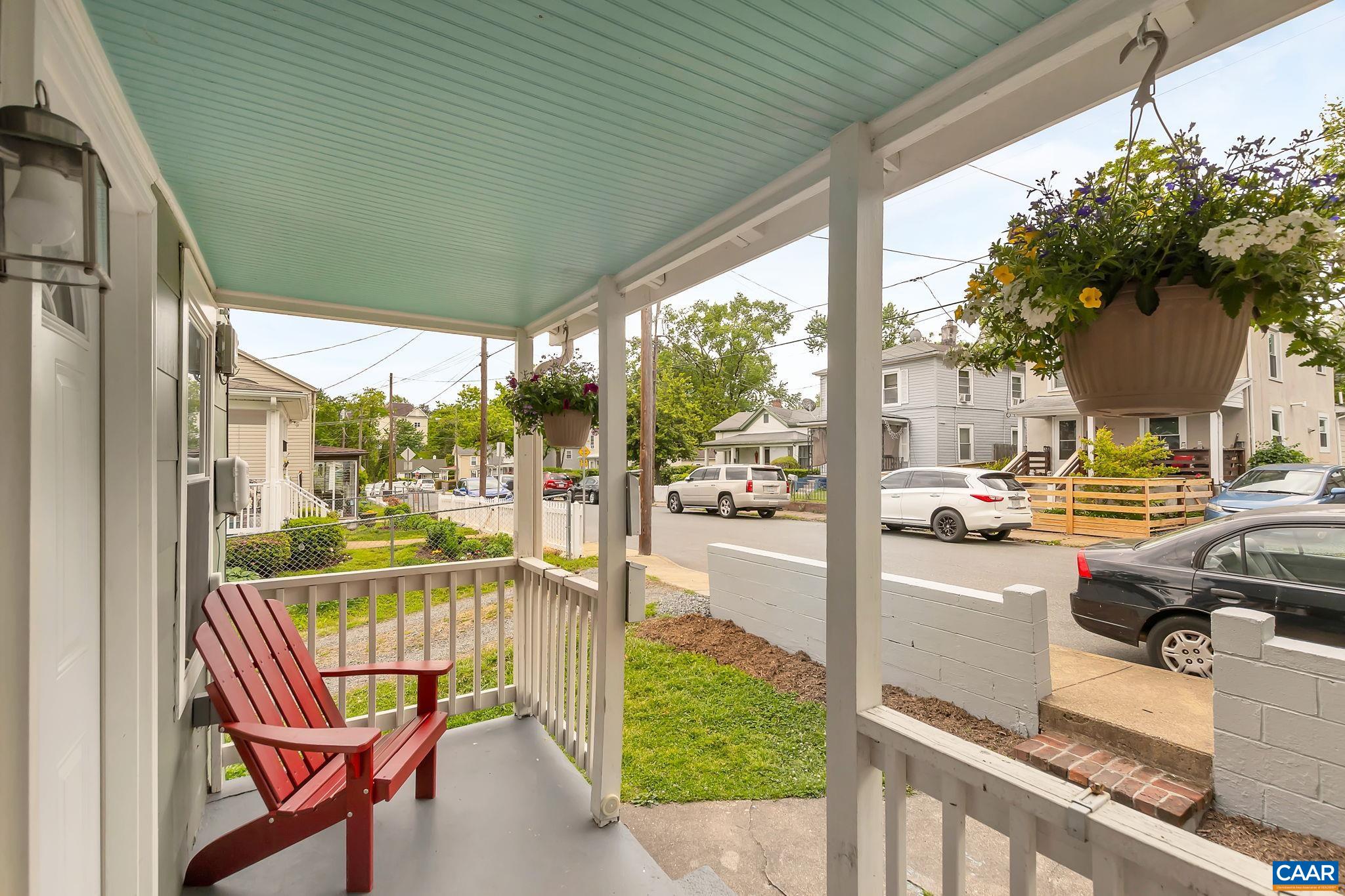 326 NW 10 1/2 ST