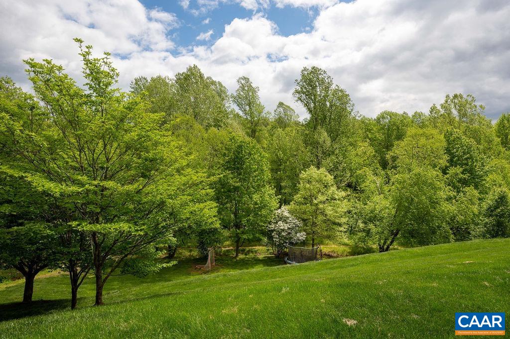 3382 TURNBERRY CIR