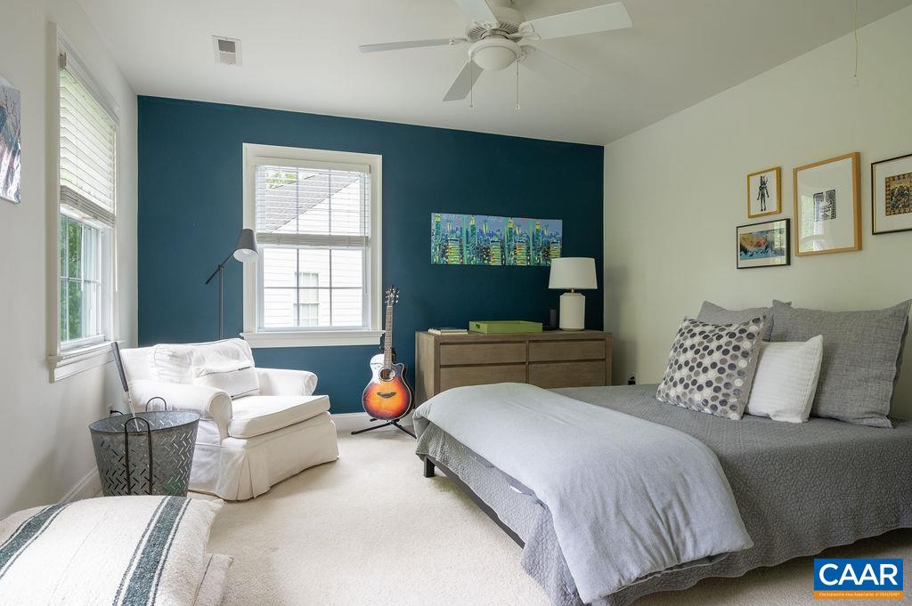 3382 TURNBERRY CIR