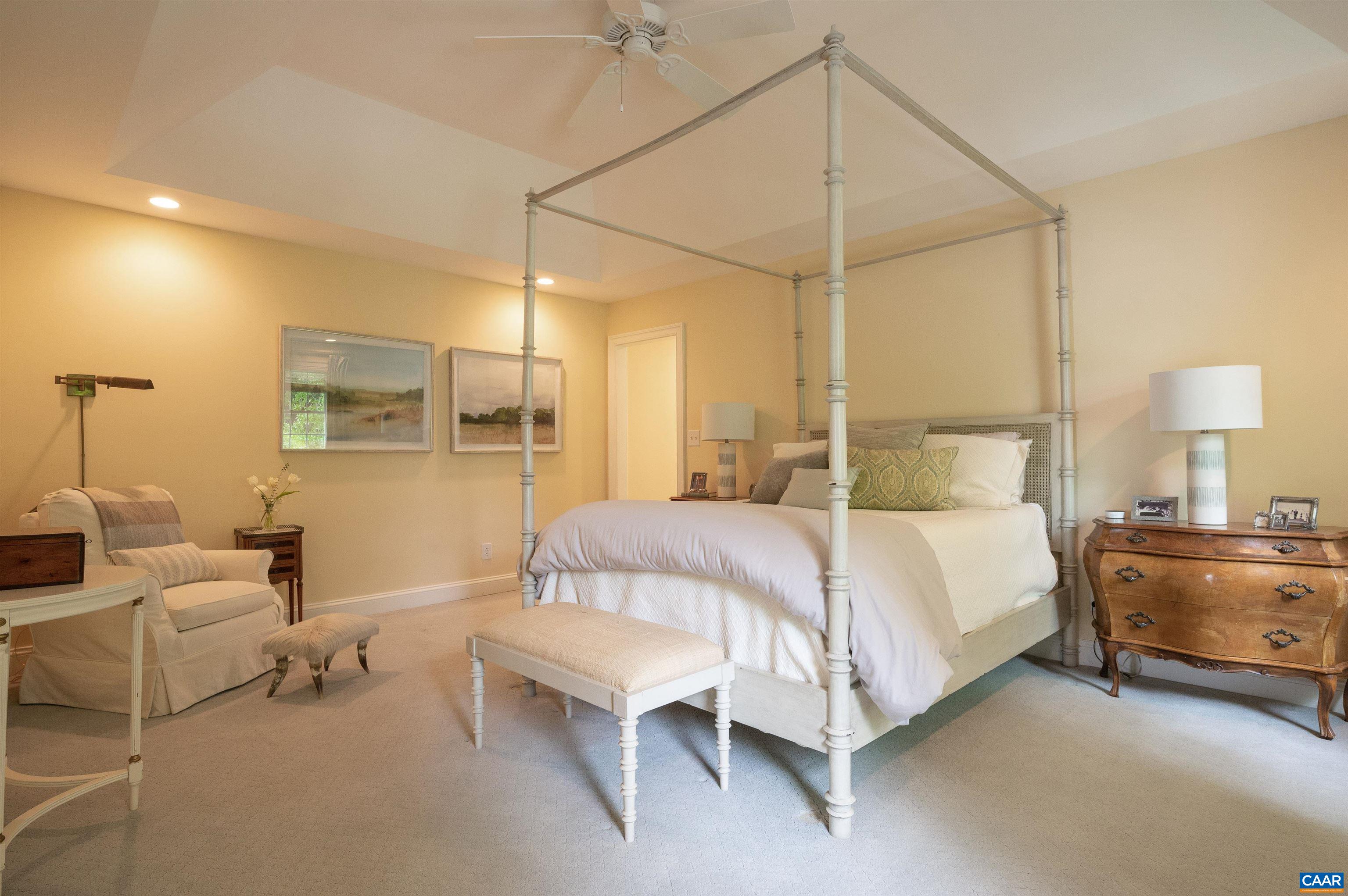 3382 TURNBERRY CIR