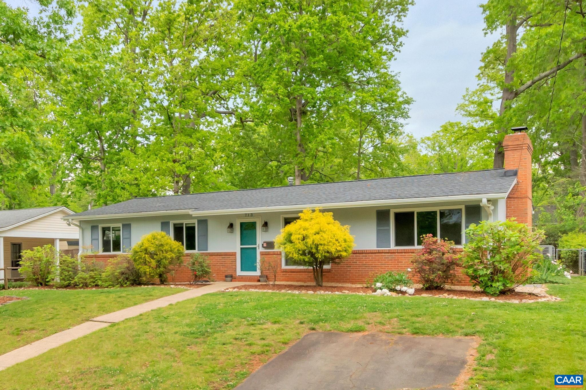 713 VILLAGE RD