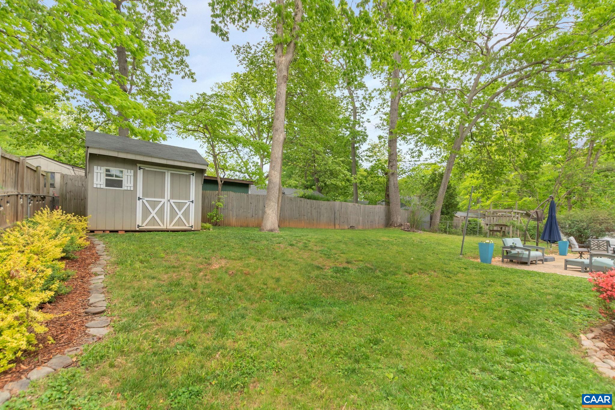 713 VILLAGE RD