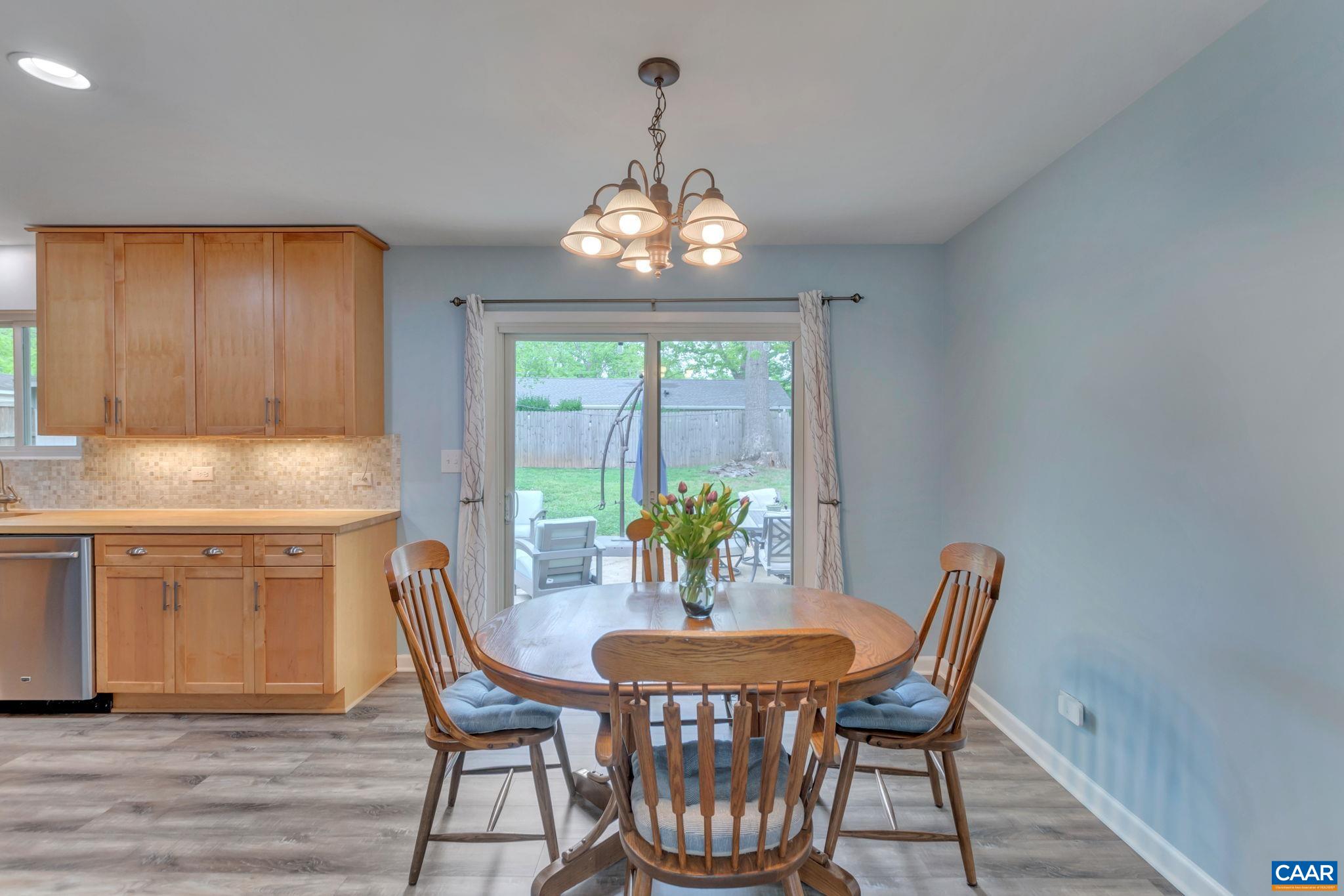 713 VILLAGE RD