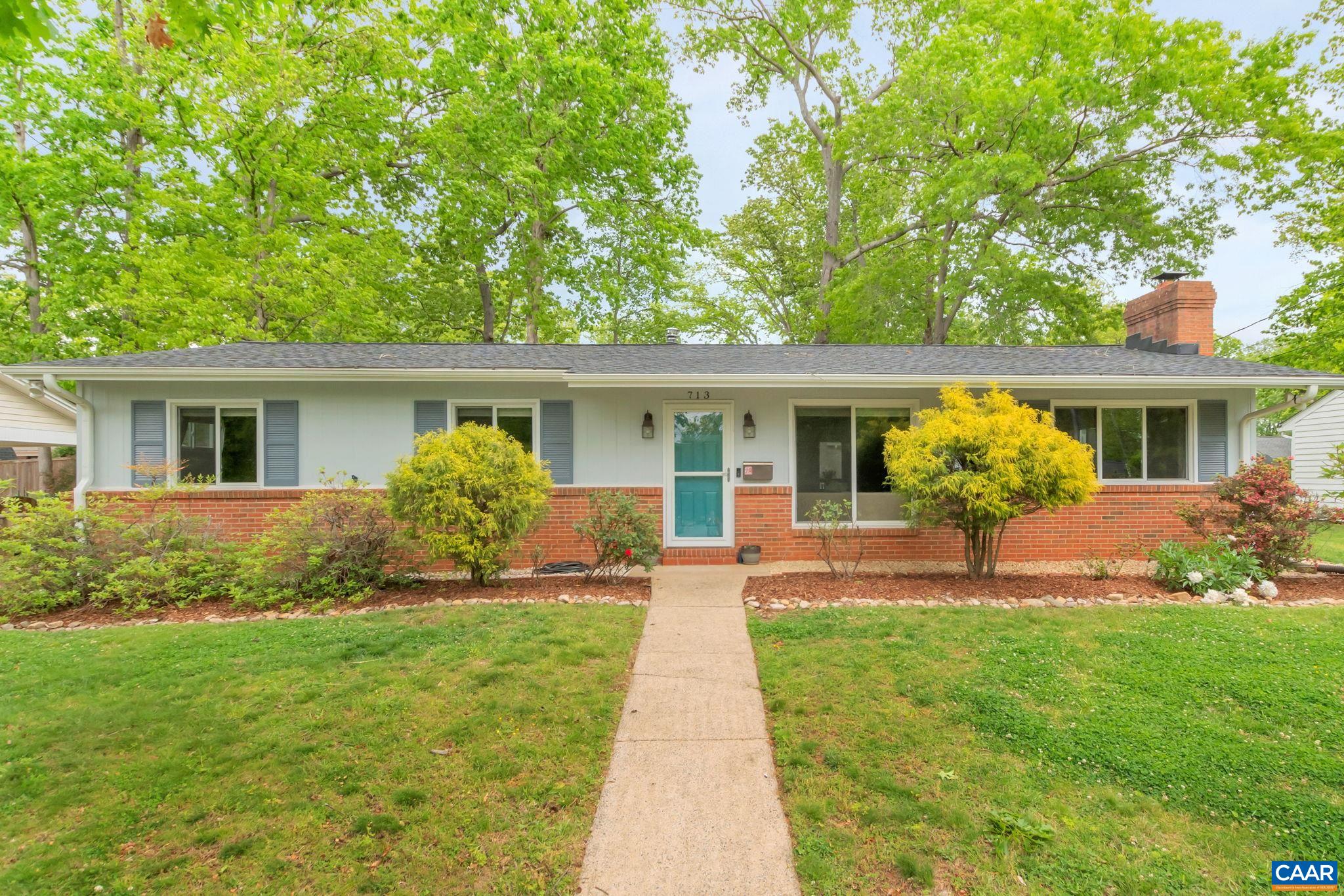713 VILLAGE RD