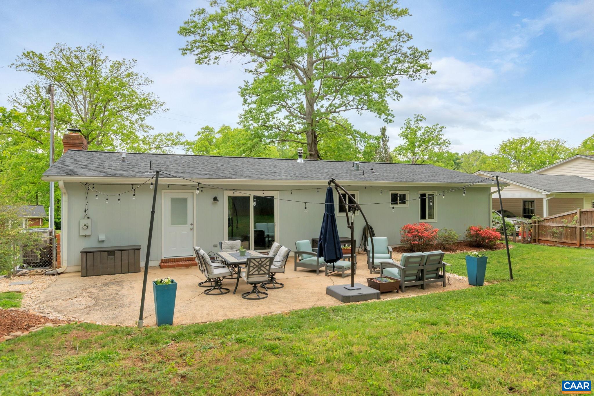 713 VILLAGE RD