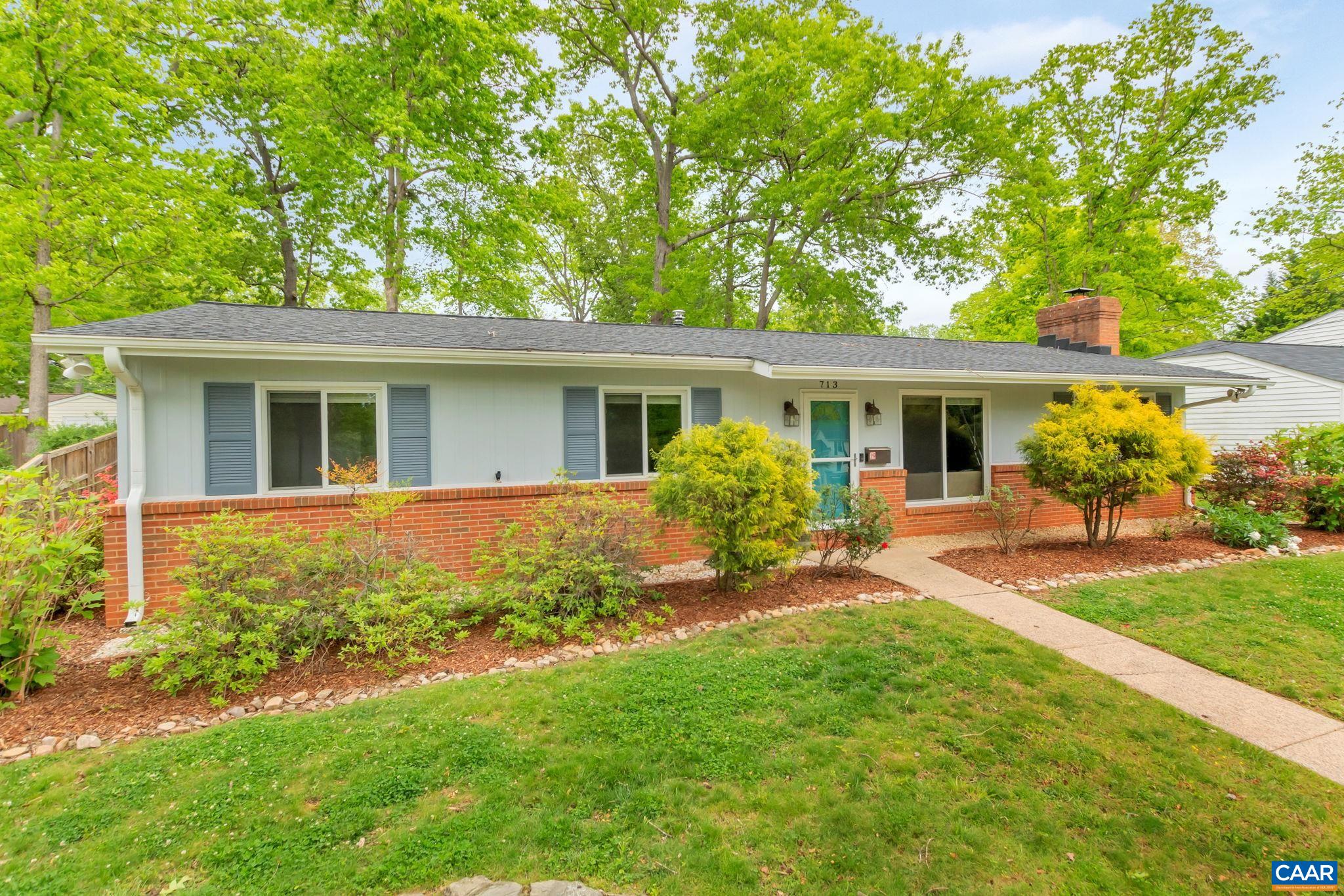 713 VILLAGE RD
