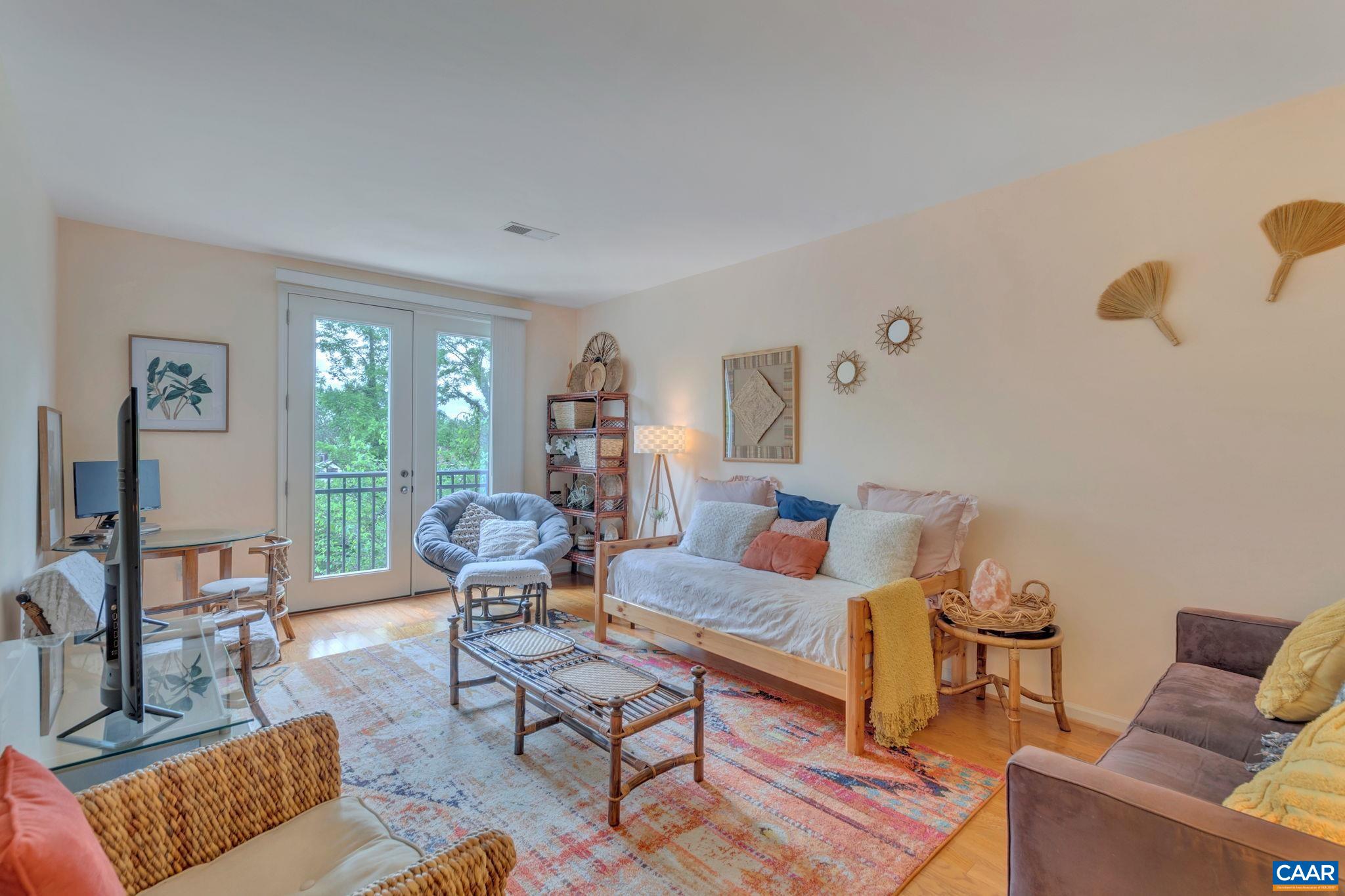 760 WALKER SQ Unit: 3A