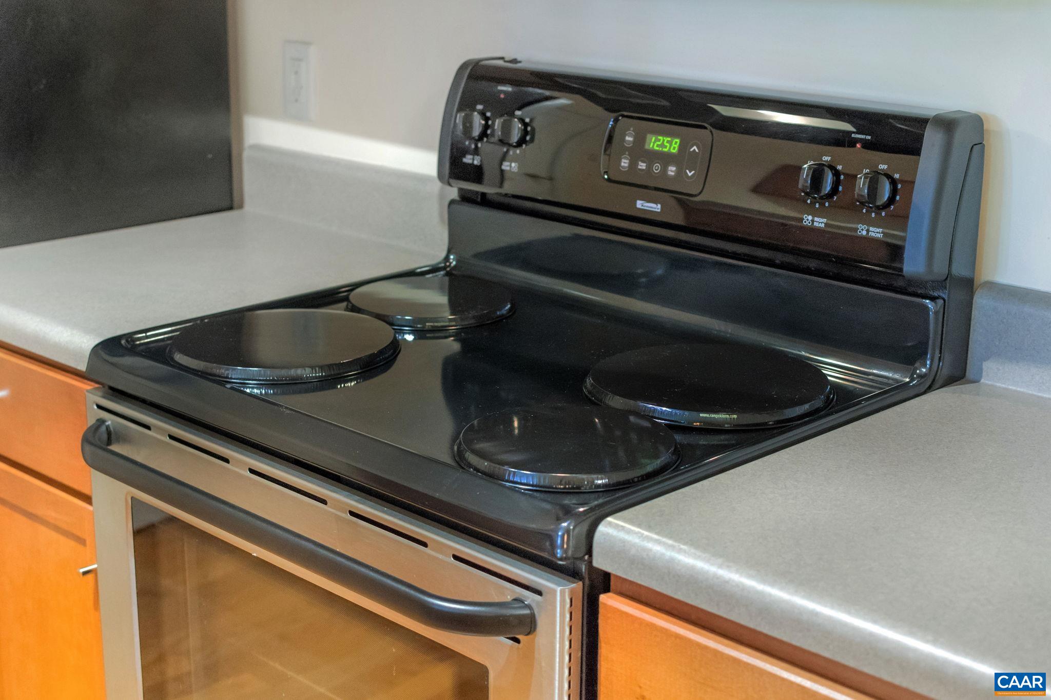 760 WALKER SQ Unit: 3A