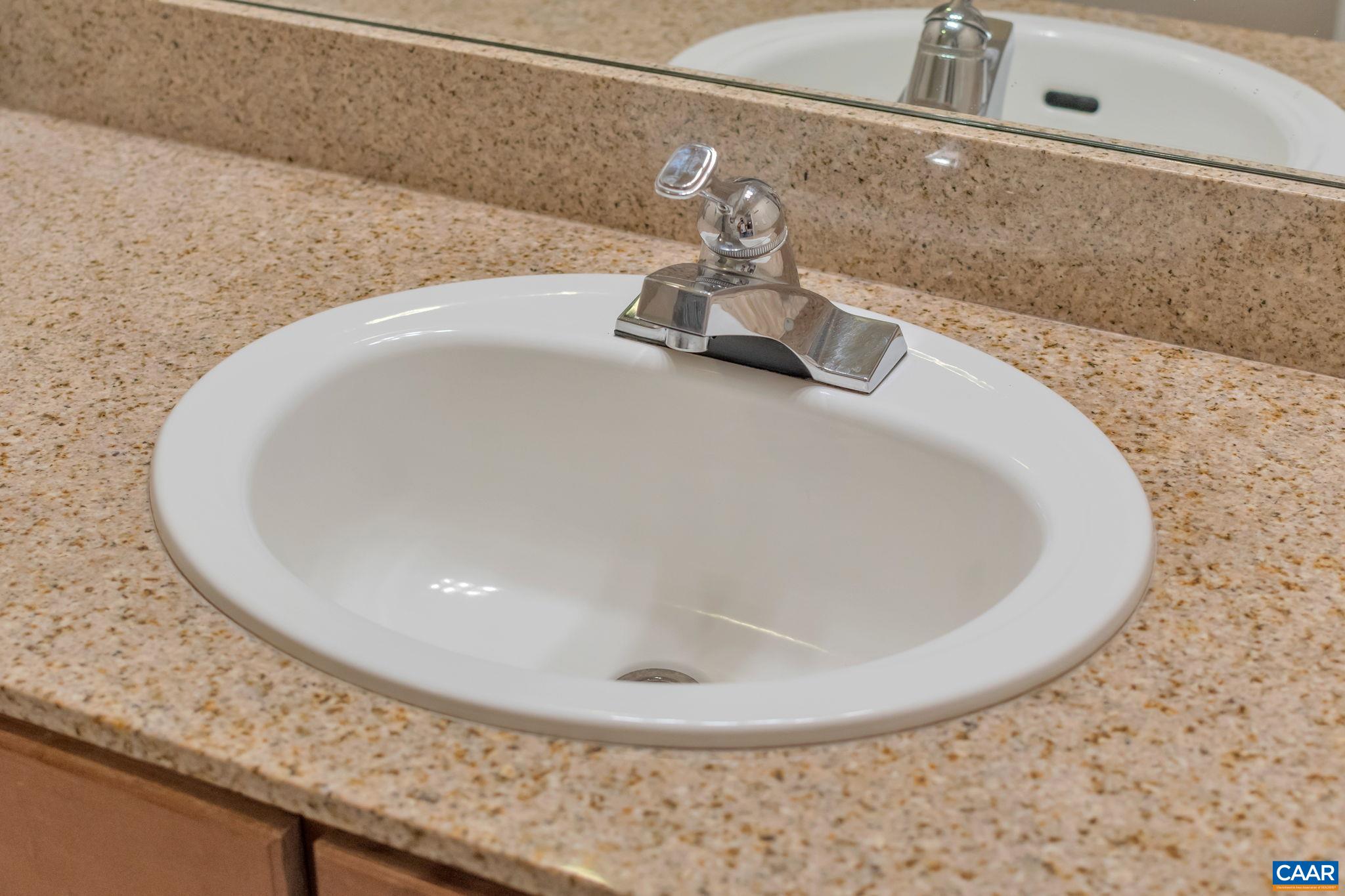 760 WALKER SQ Unit: 3A