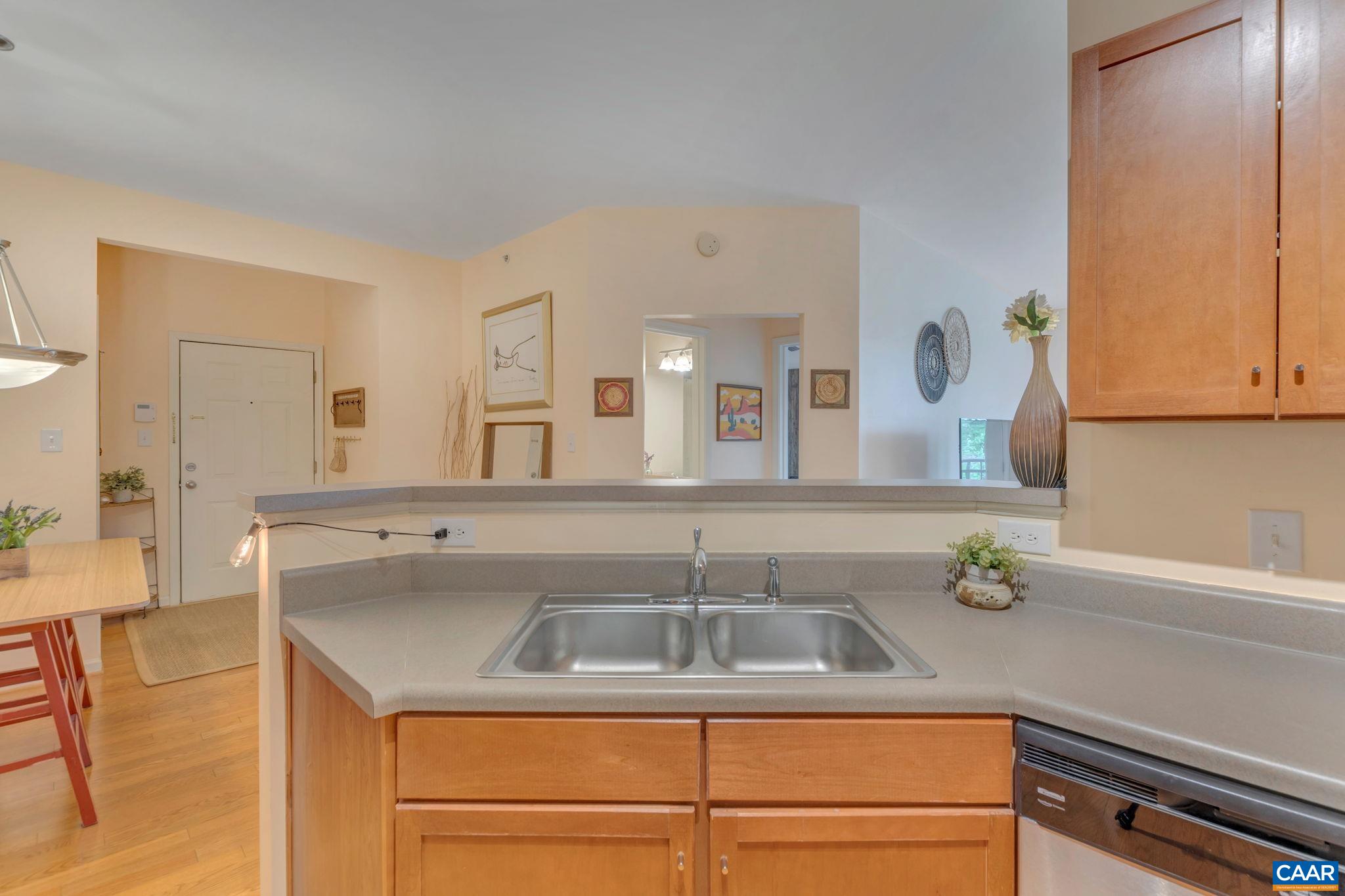 760 WALKER SQ Unit: 3A