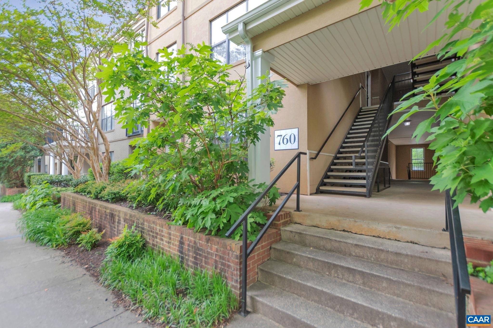 760 WALKER SQ Unit: 3A