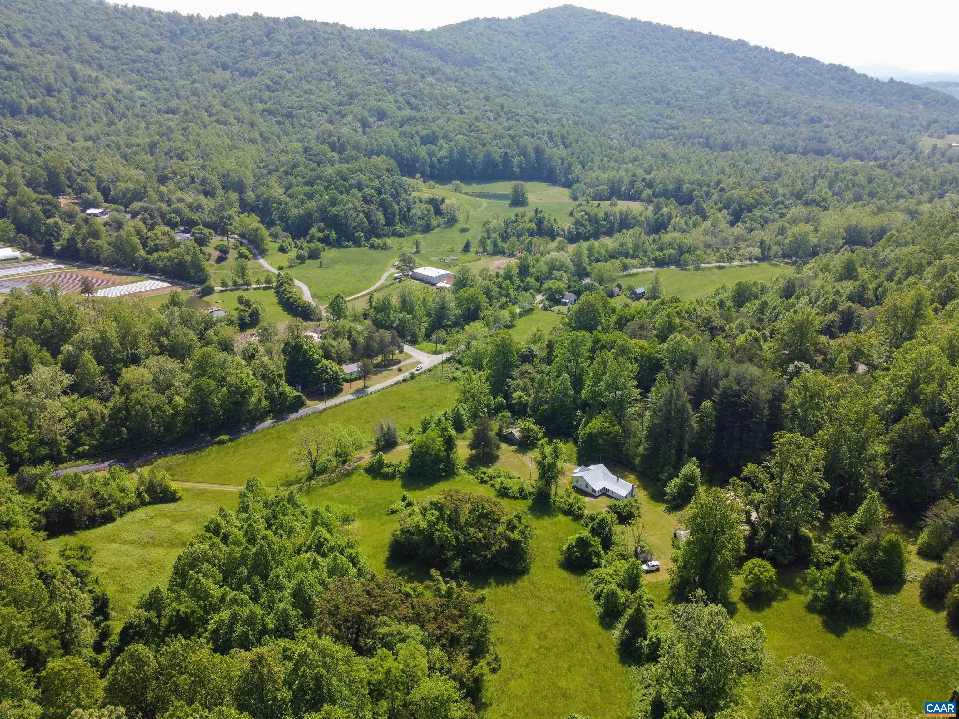 3445 SIMMONS GAP RD