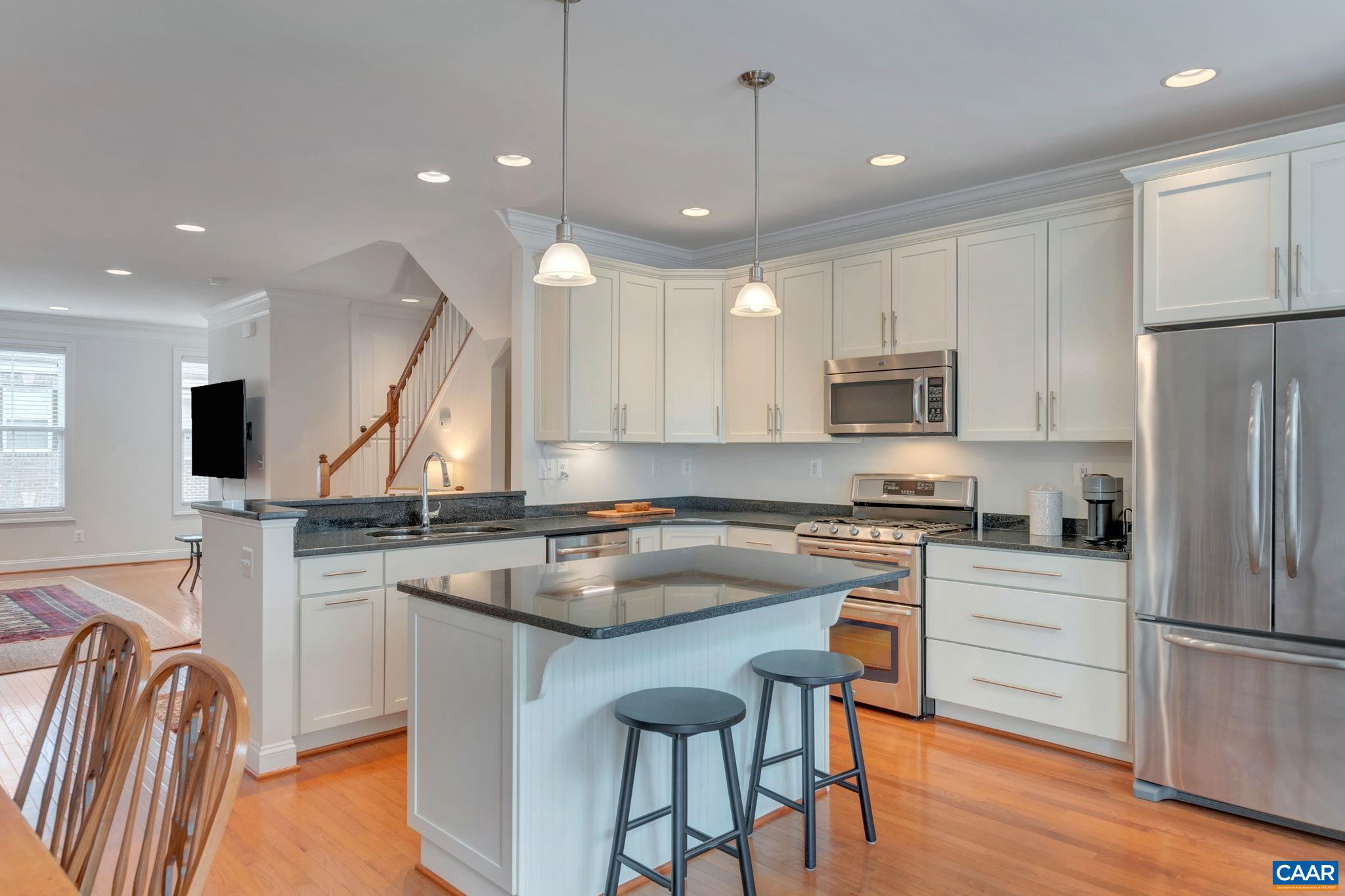 408 SAMARA CT