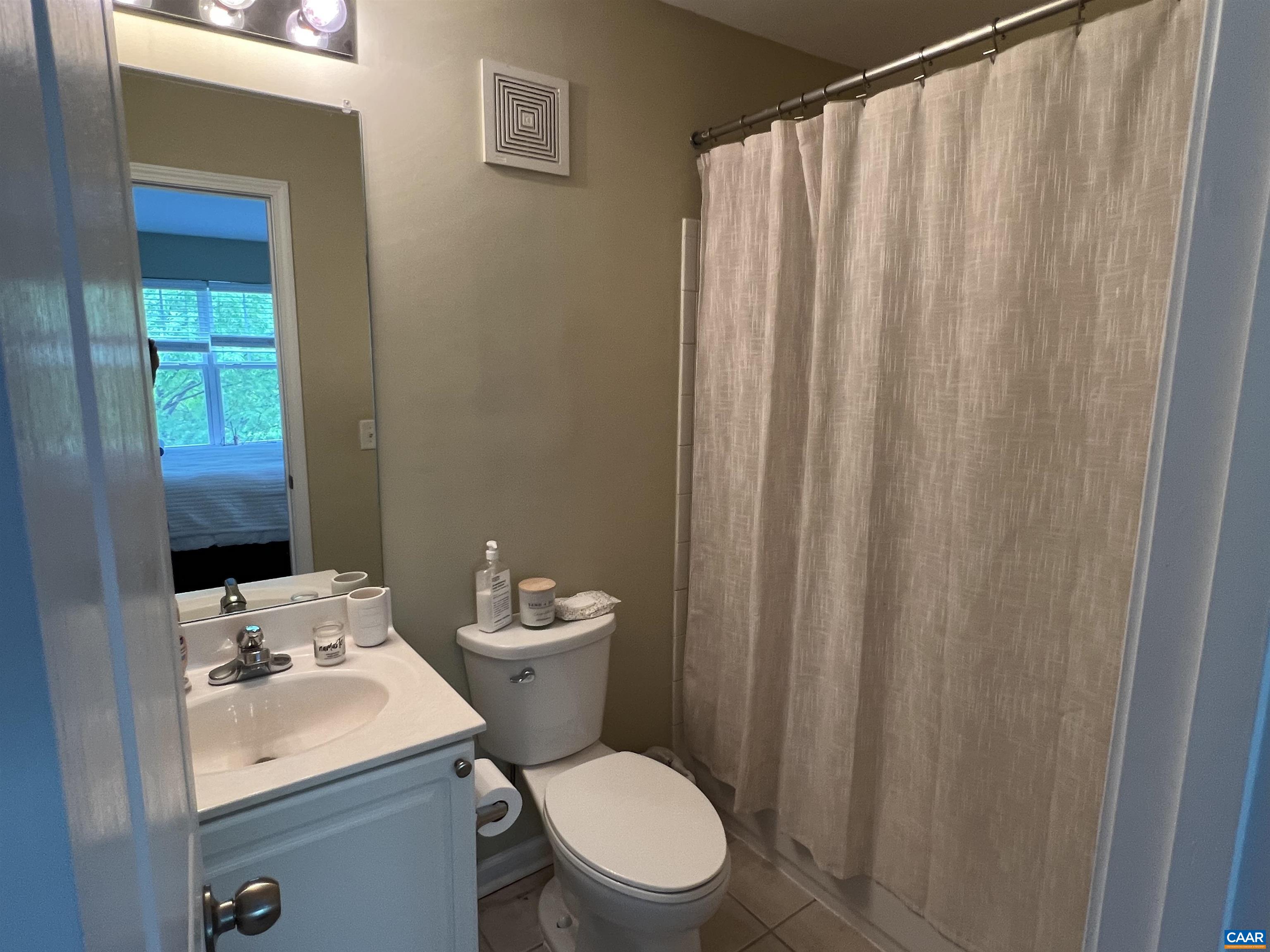 1615 ELMWOOD CT Unit: 208