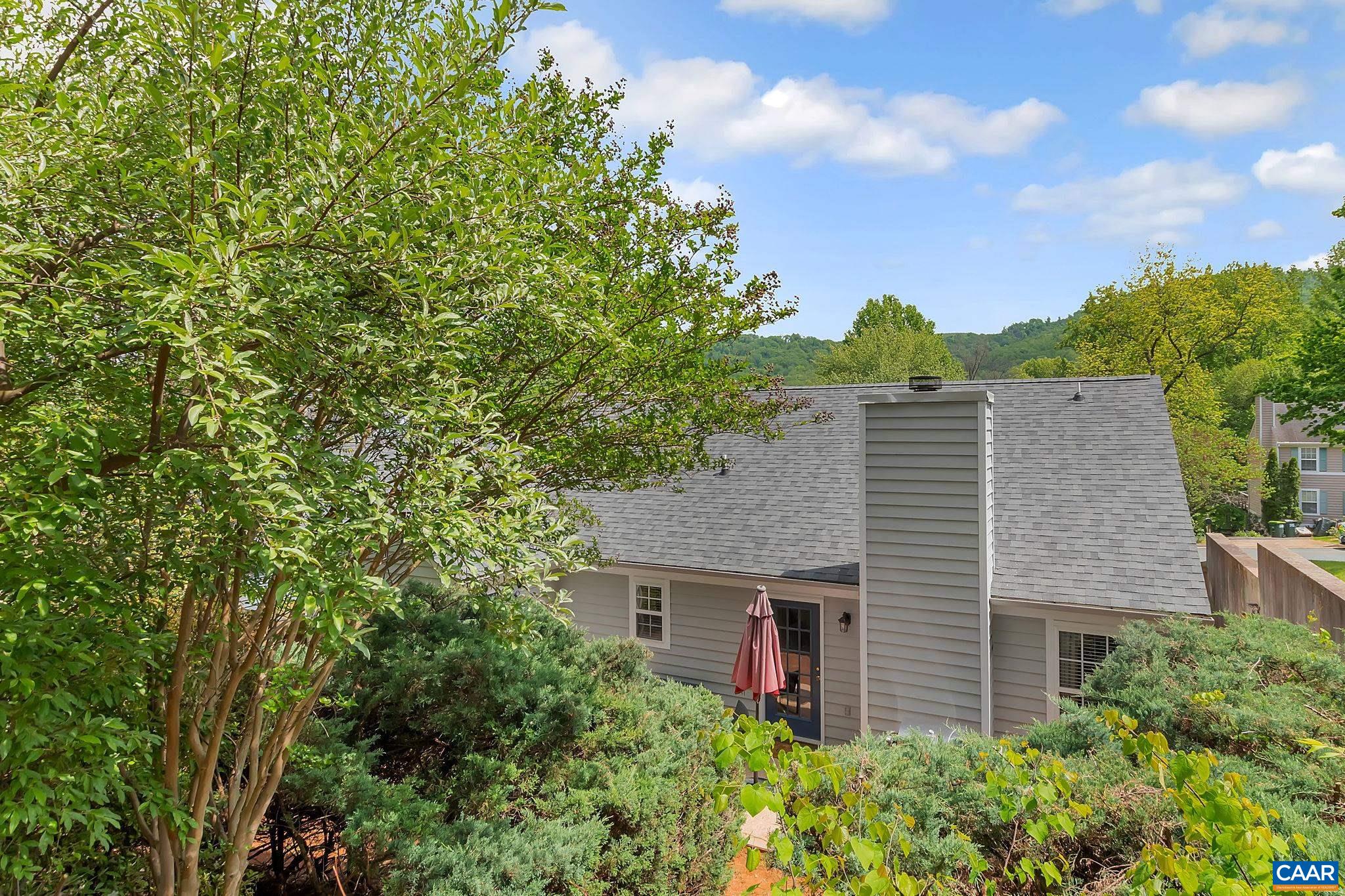 1470 WILLOW LAKE DR